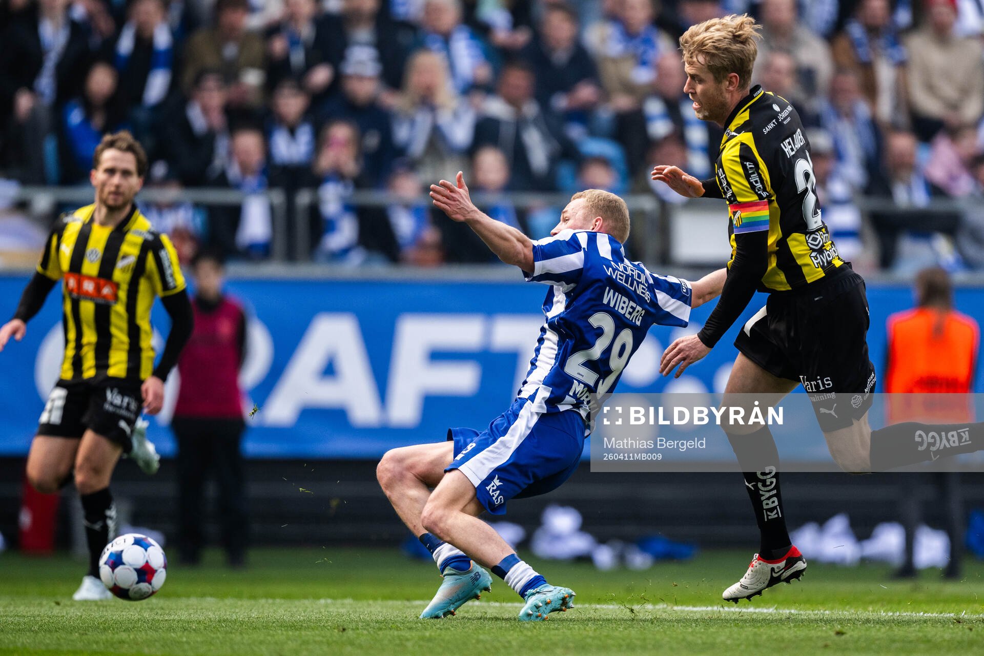 IFK Göteborgs Adam Bergmark Wiberg och Häckens Filip