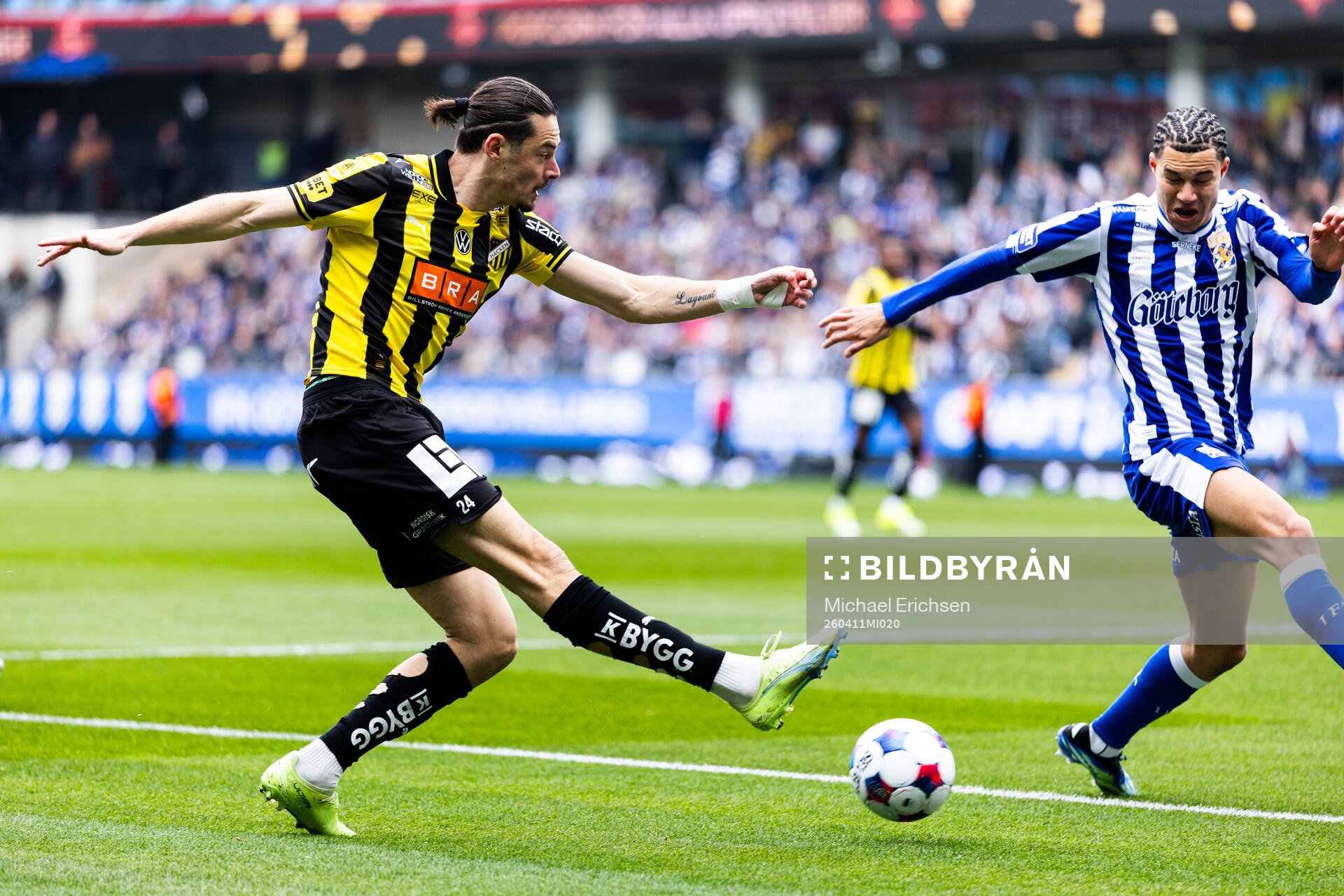 Häckens Amor Layouni och IFK Göteborgs Alexander Jallow