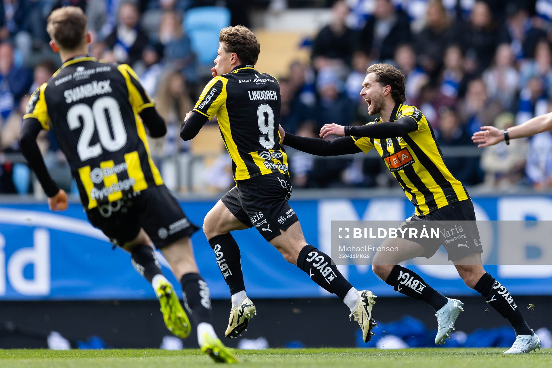 Häckens Gustav Lindgren jublar