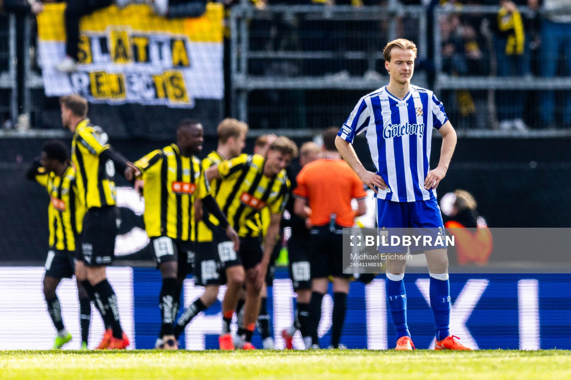 IFK Göteborgs August Erlingmark deppar