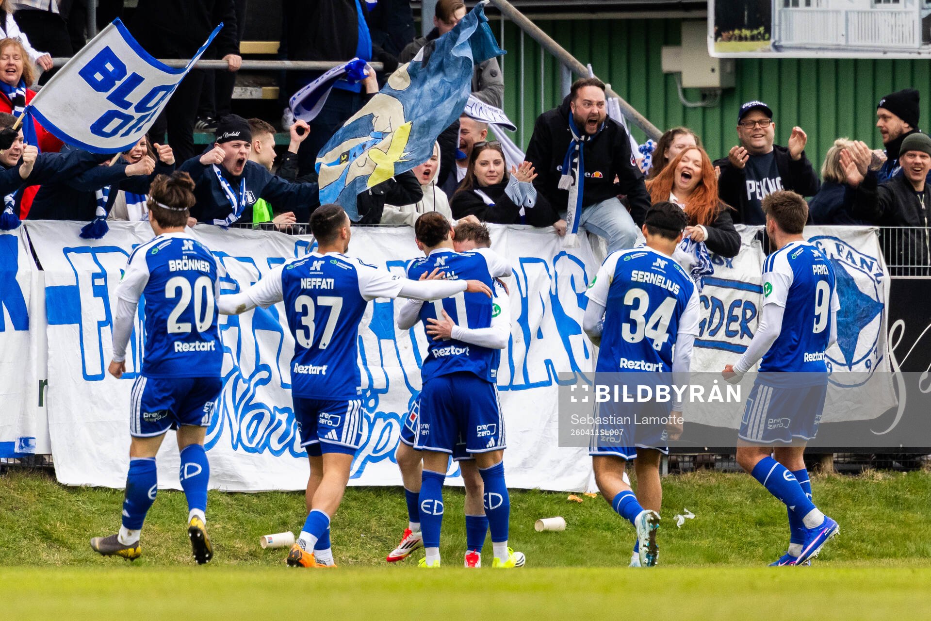 IFK Norrköpings Ryan Nelson jublar