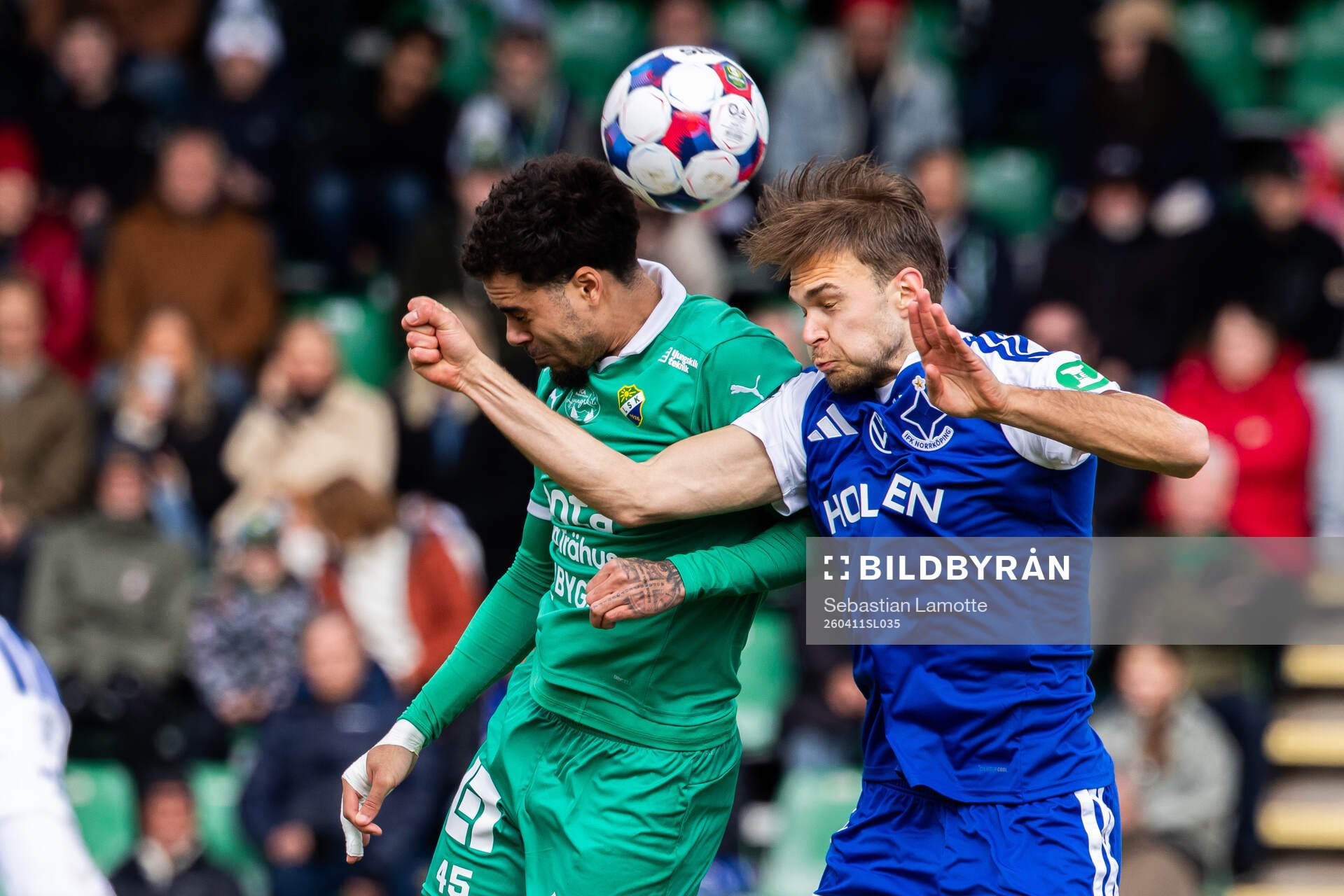 Ljungskiles Isaac Shears och IFK Norrköpings Anton Eriksson