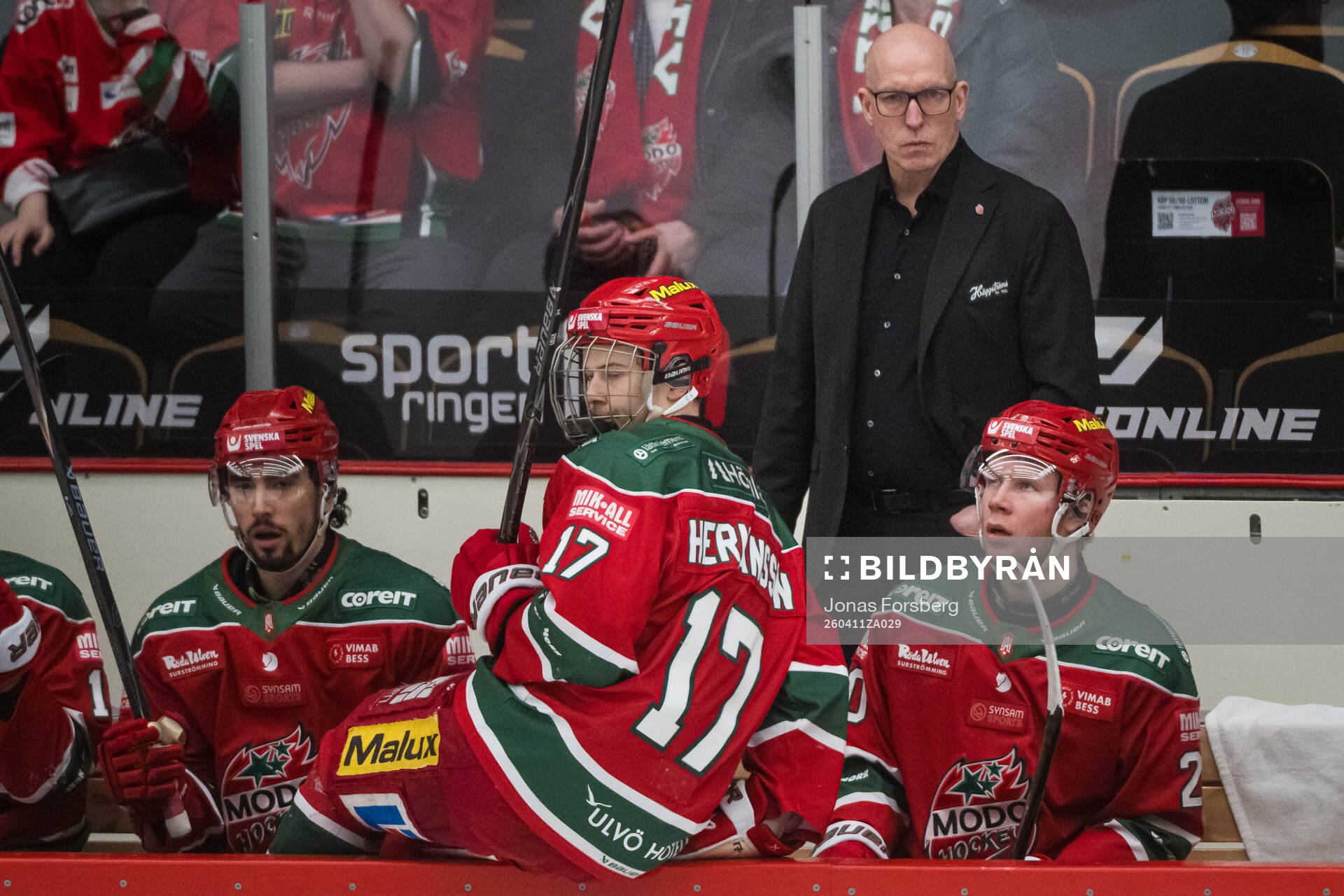 Modos tränare Fredrik Andersson