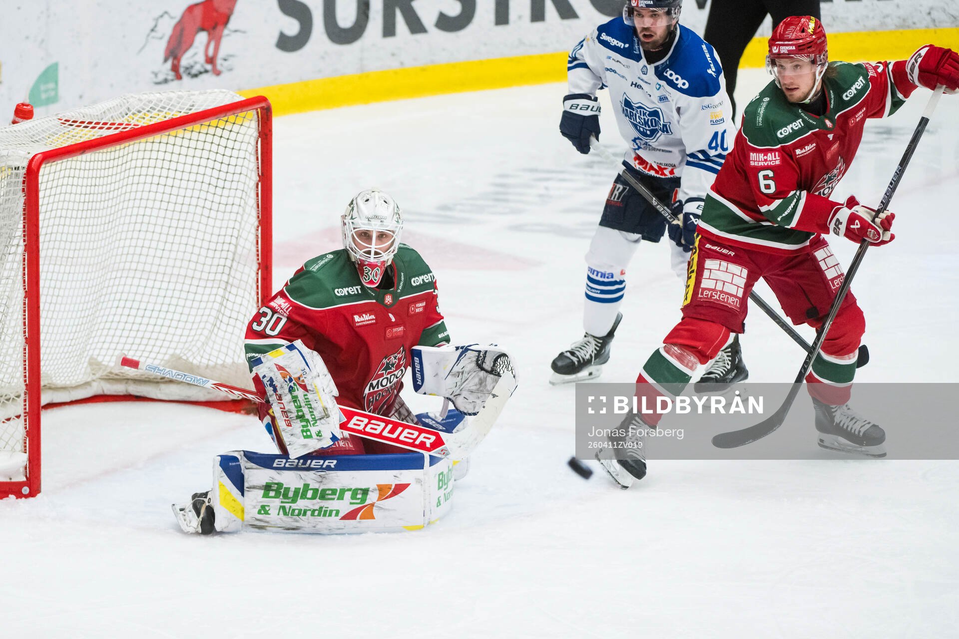 Modos målvakt Jakob Hellsten och Theodor Johnsson