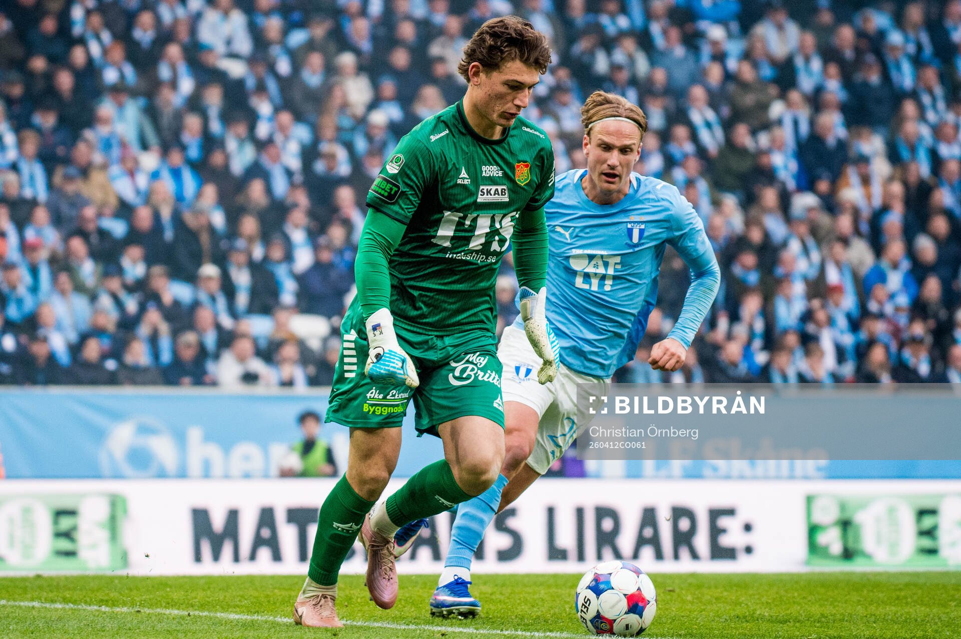 GAISs målvakt Kees Sims och Malmö FFs Erik Botheim
