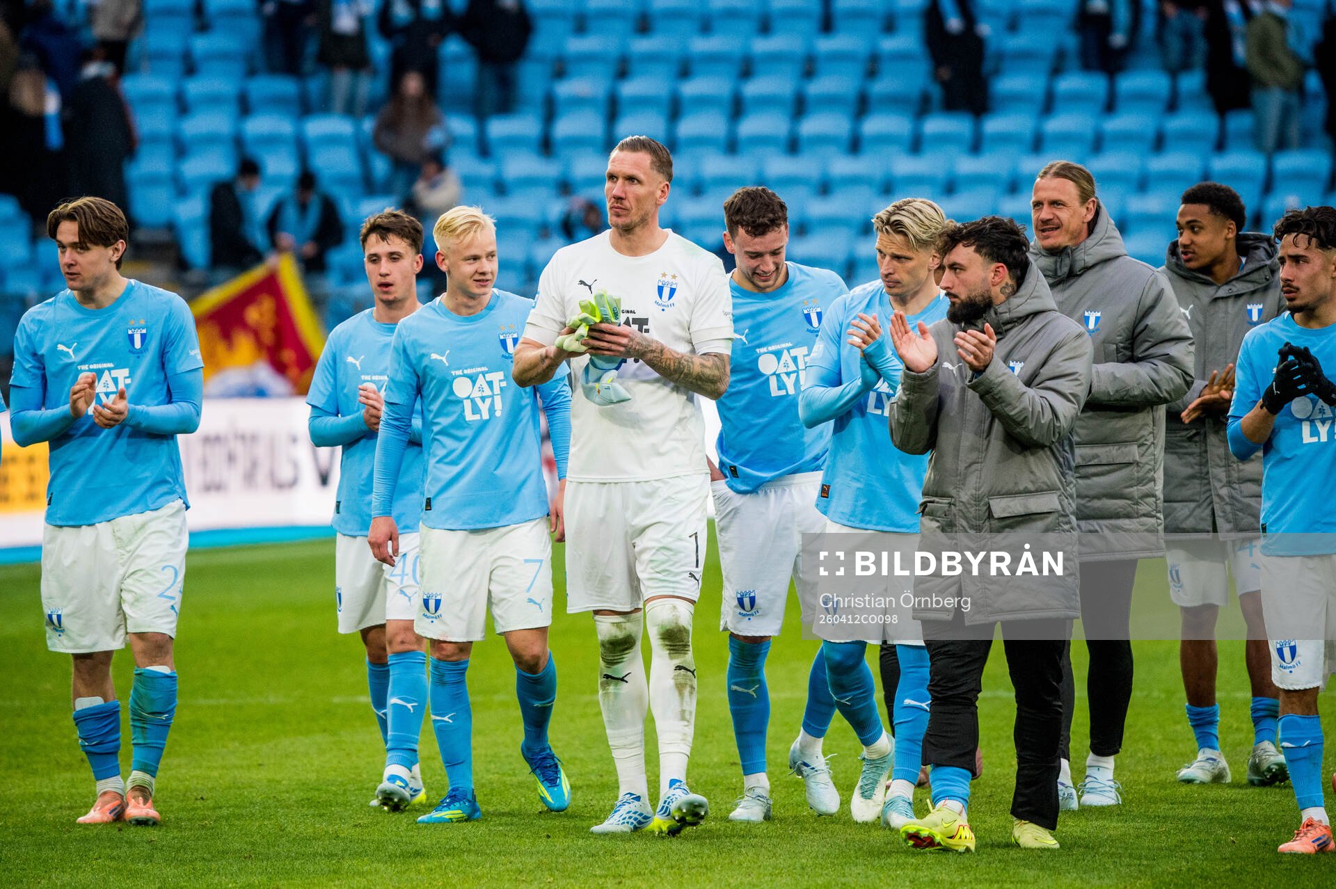 Malmö FFs målvakt Robin Olsen jublar