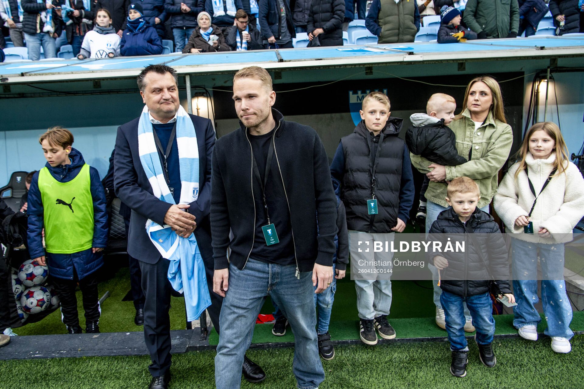Malmö FFs ordförande Zlatko Rihter tackar av Oscar
