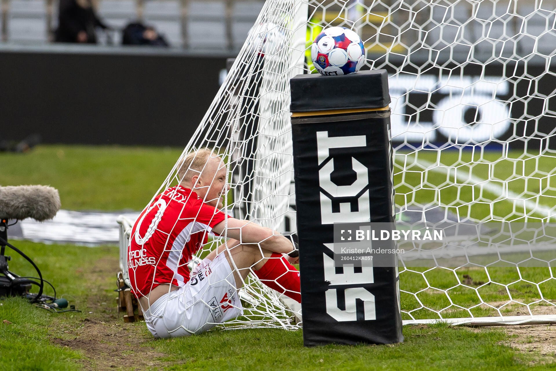 Degerfors Marcus Rafferty gör 0-3 och jubilar