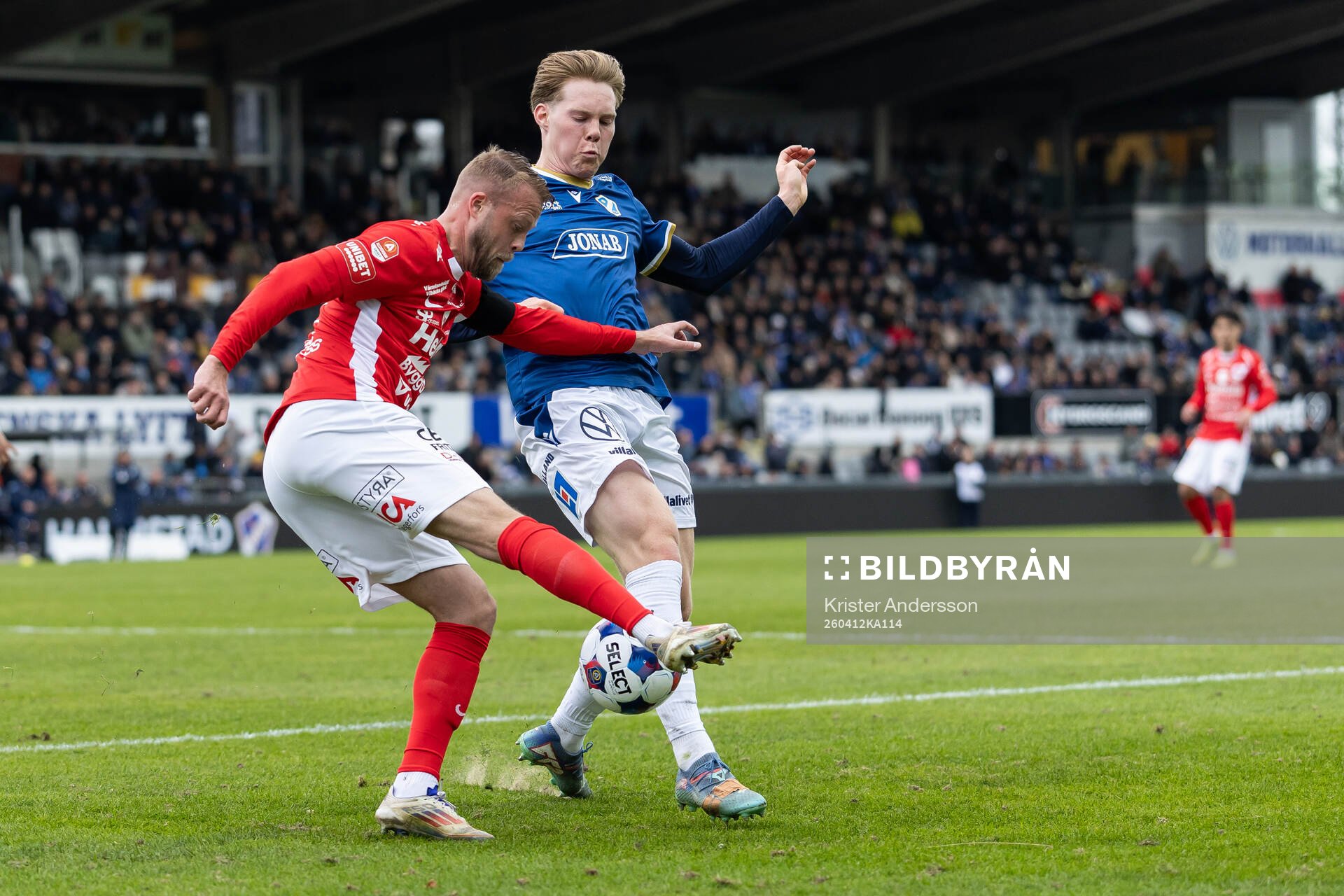 Degerfors Daniel Sundgren och Halmstads Malte Persson