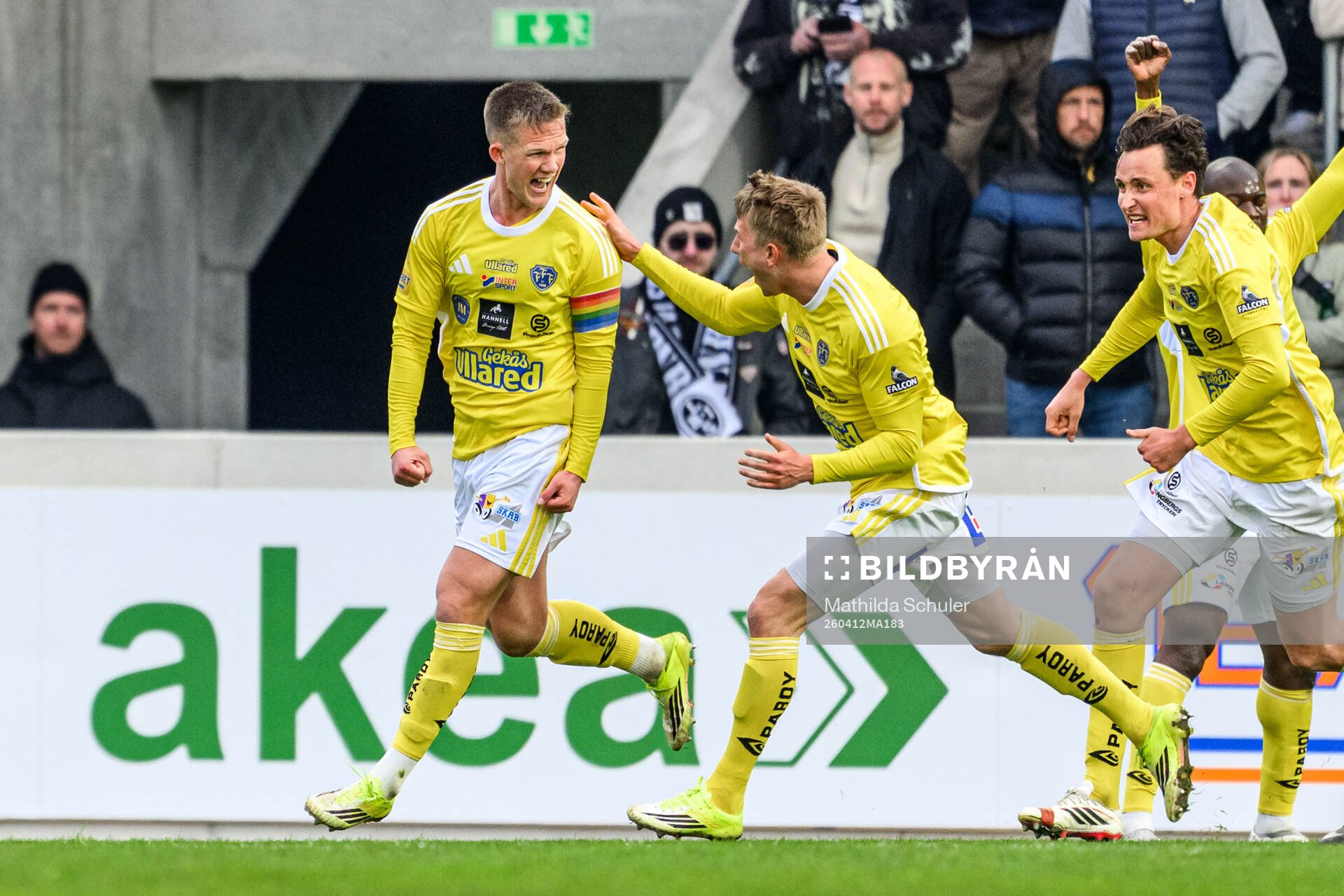 Falkenbergs Tim Stålheden jublar