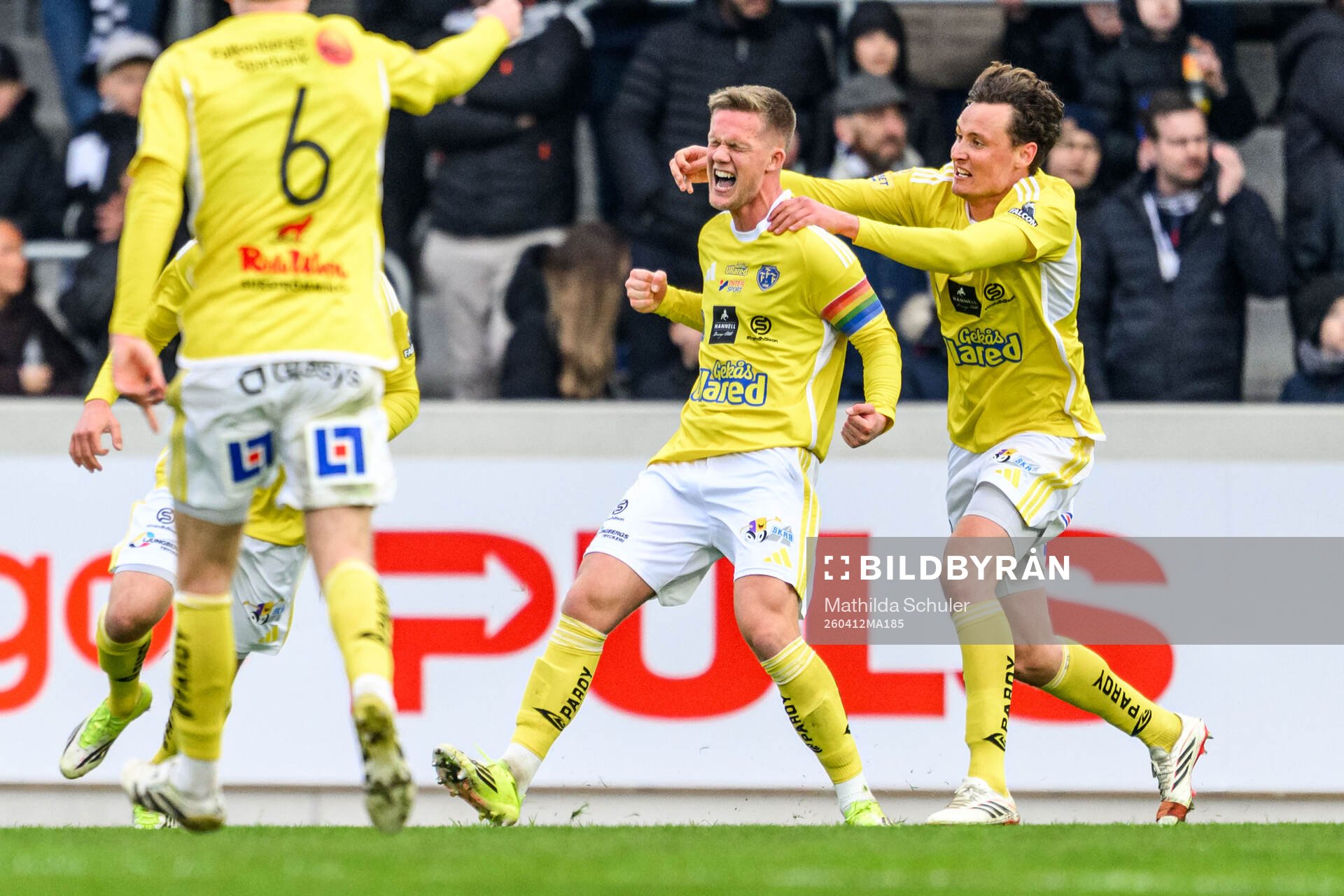 Falkenbergs Tim Stålheden jublar
