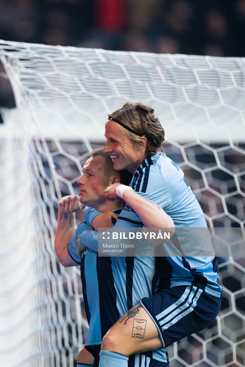 Djurgårdens Kristian Lien och Jeppe Okkels jublar