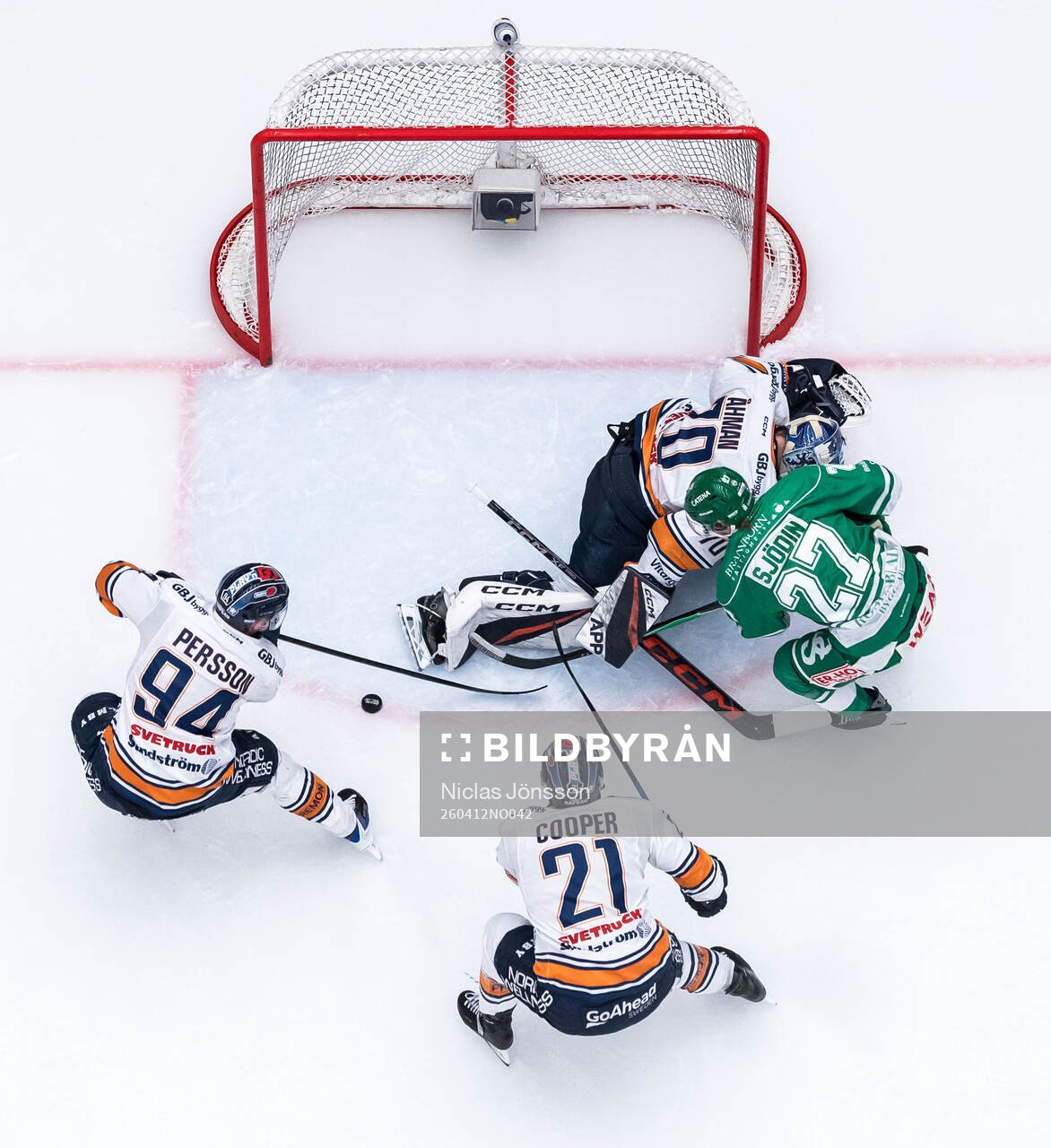 Växjös Joel Persson, Brian Cooper och målvakt Adam