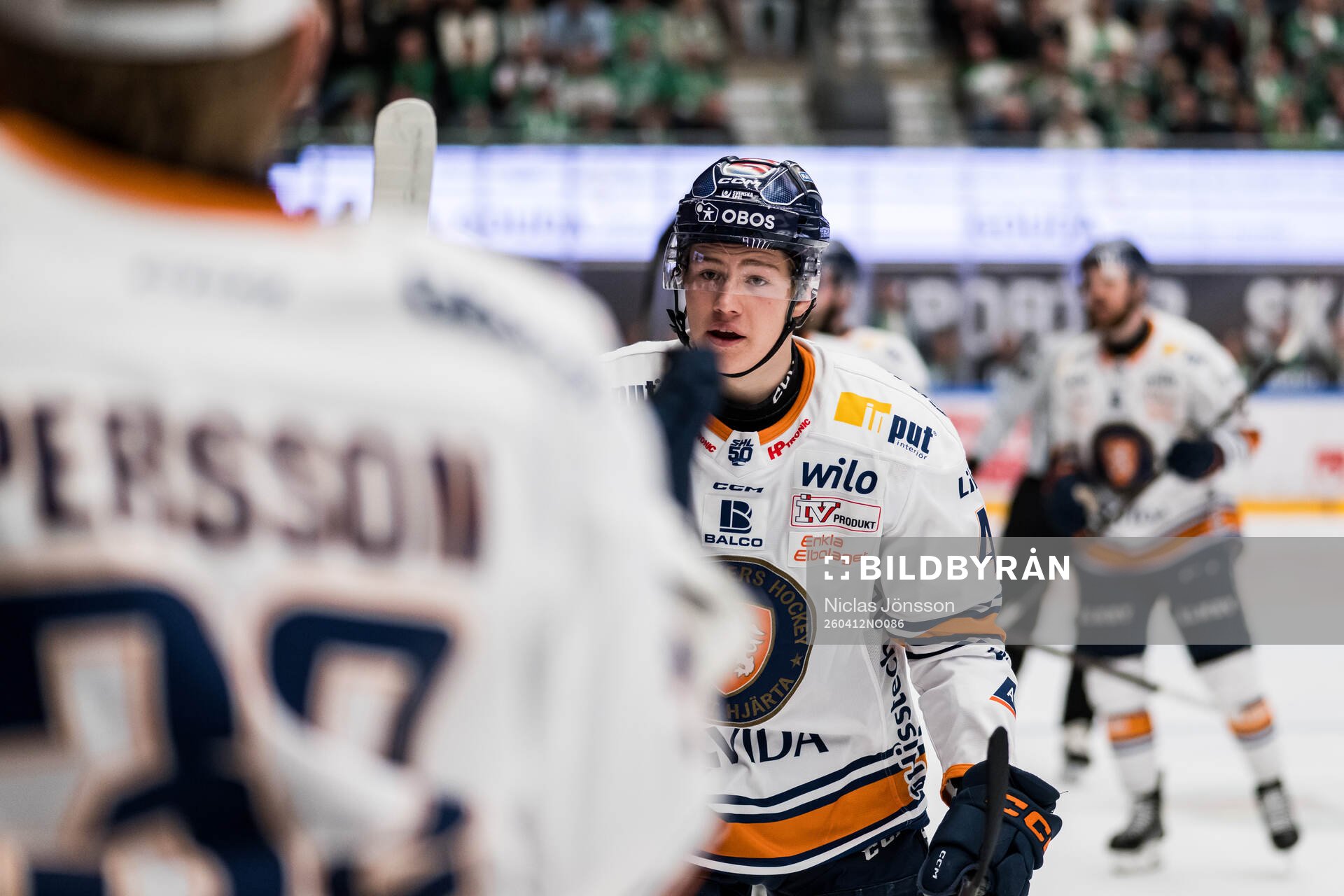 Växjös Leo Sahlin Wallenius jublar