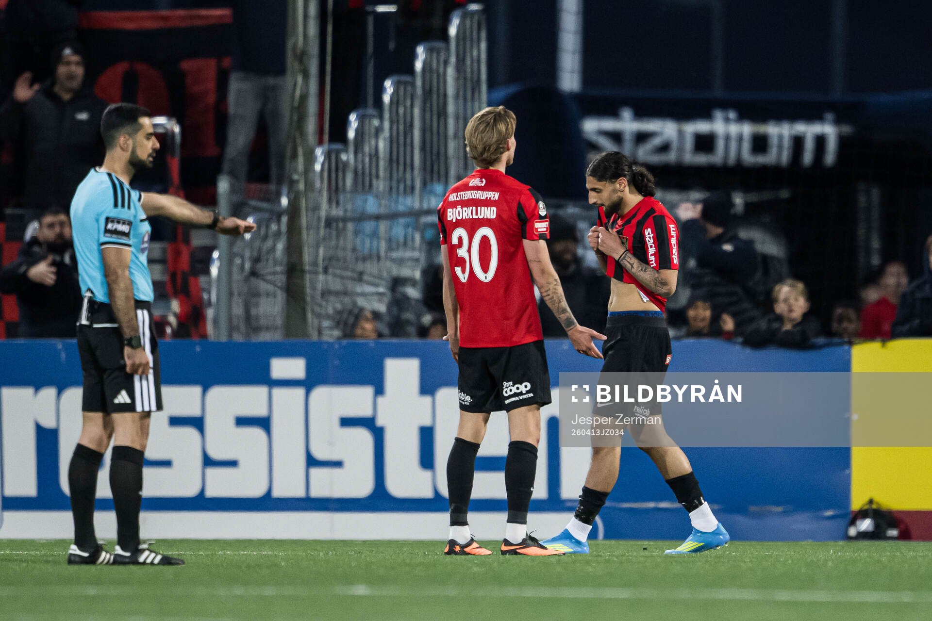 Brommapojkarnas David Isso deppar