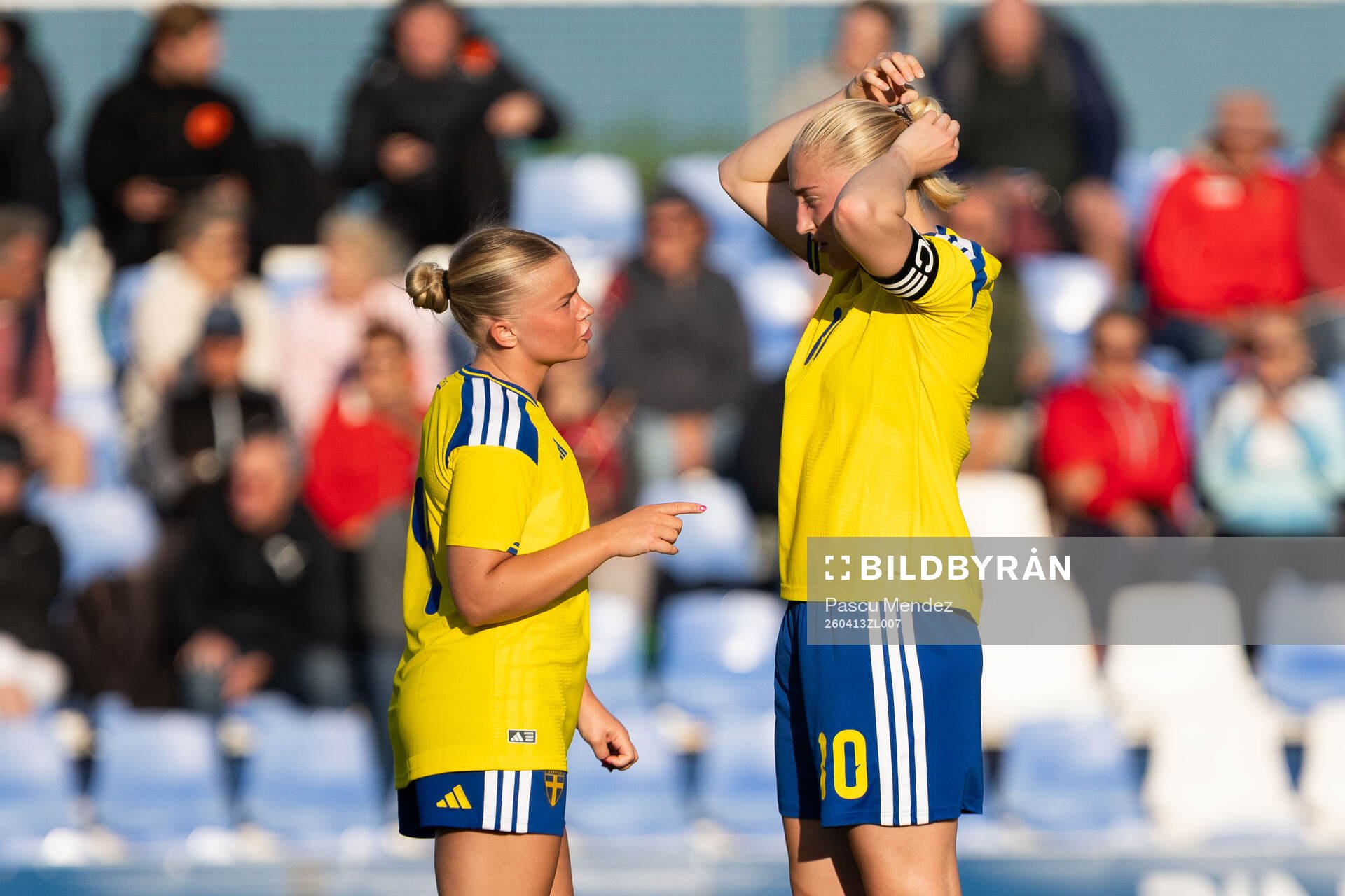 Matilda Nildén and Wilma Leidhammar of Sweden