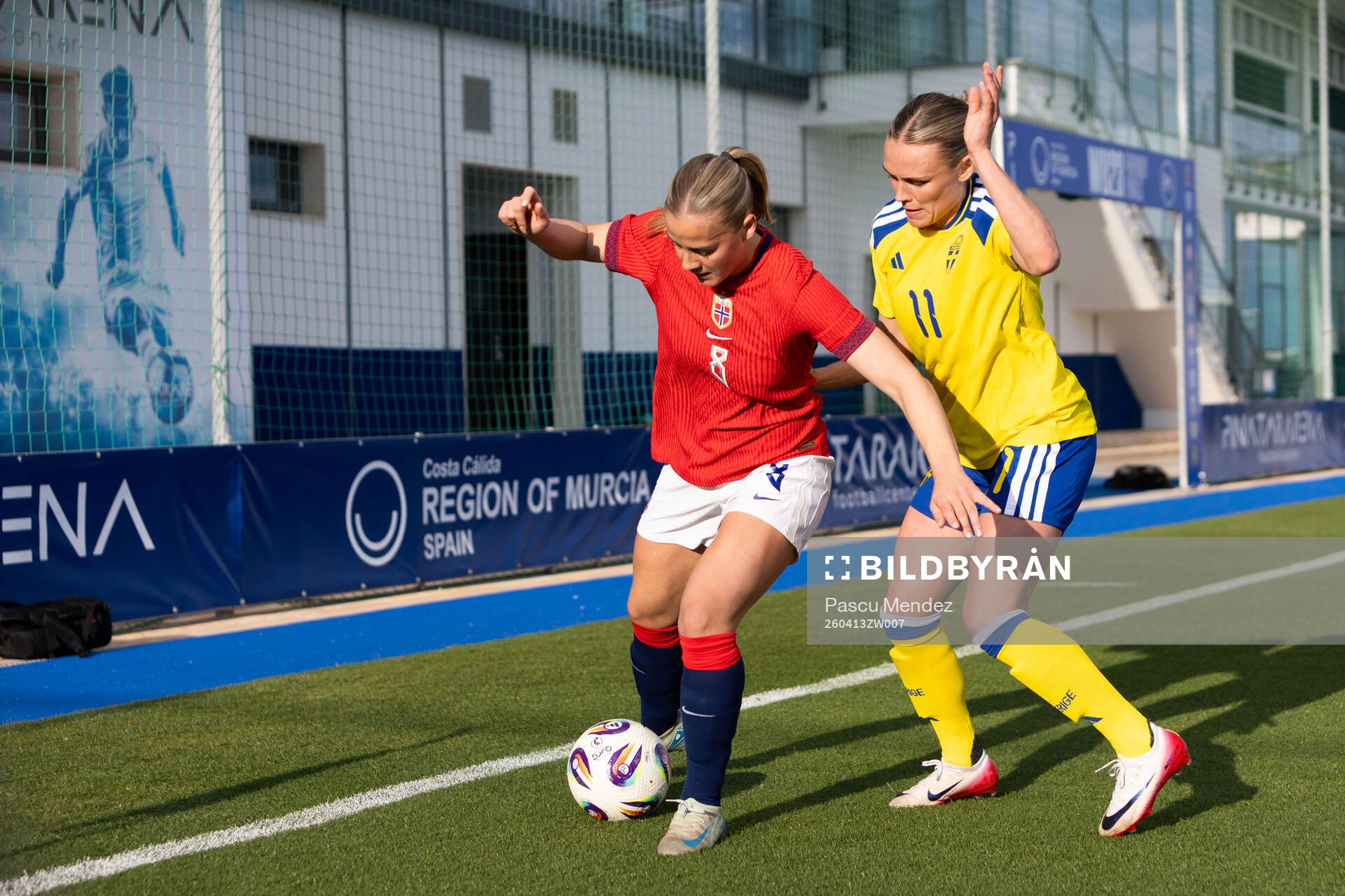 Emilie Østerås of Norway and Maja Bodin of Sweden