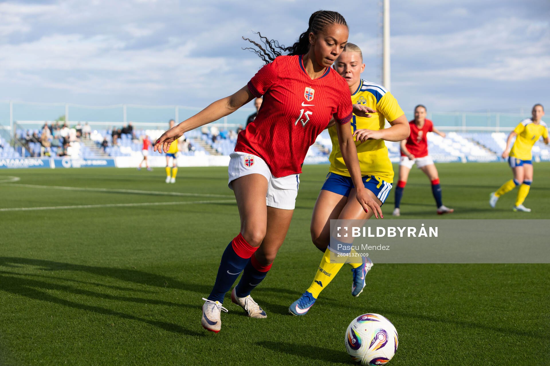 Josefine Birkelund of Norway and Matilda Nildén of Sweden