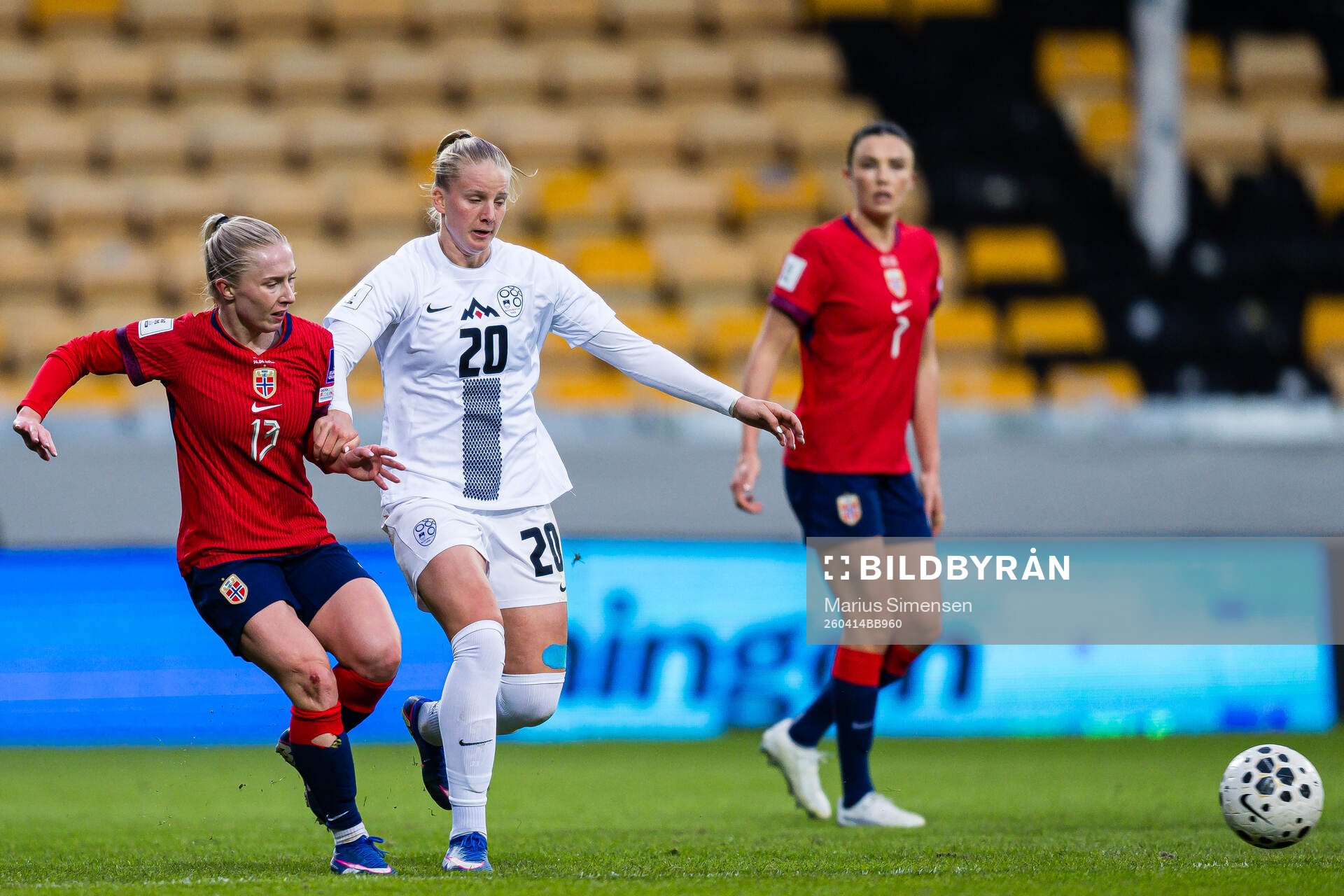 Thea Bjelde of Norway and Zara Kramžar of Slovenia