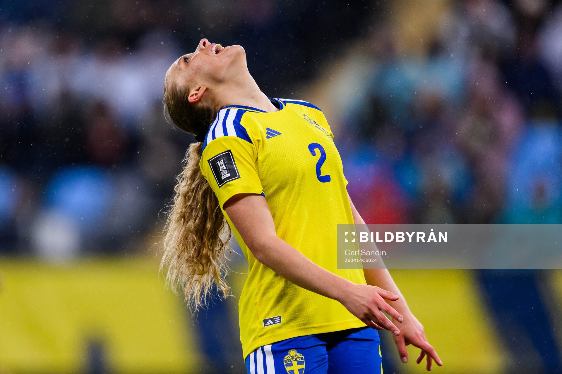 Smilla Holmberg of Sweden reacts