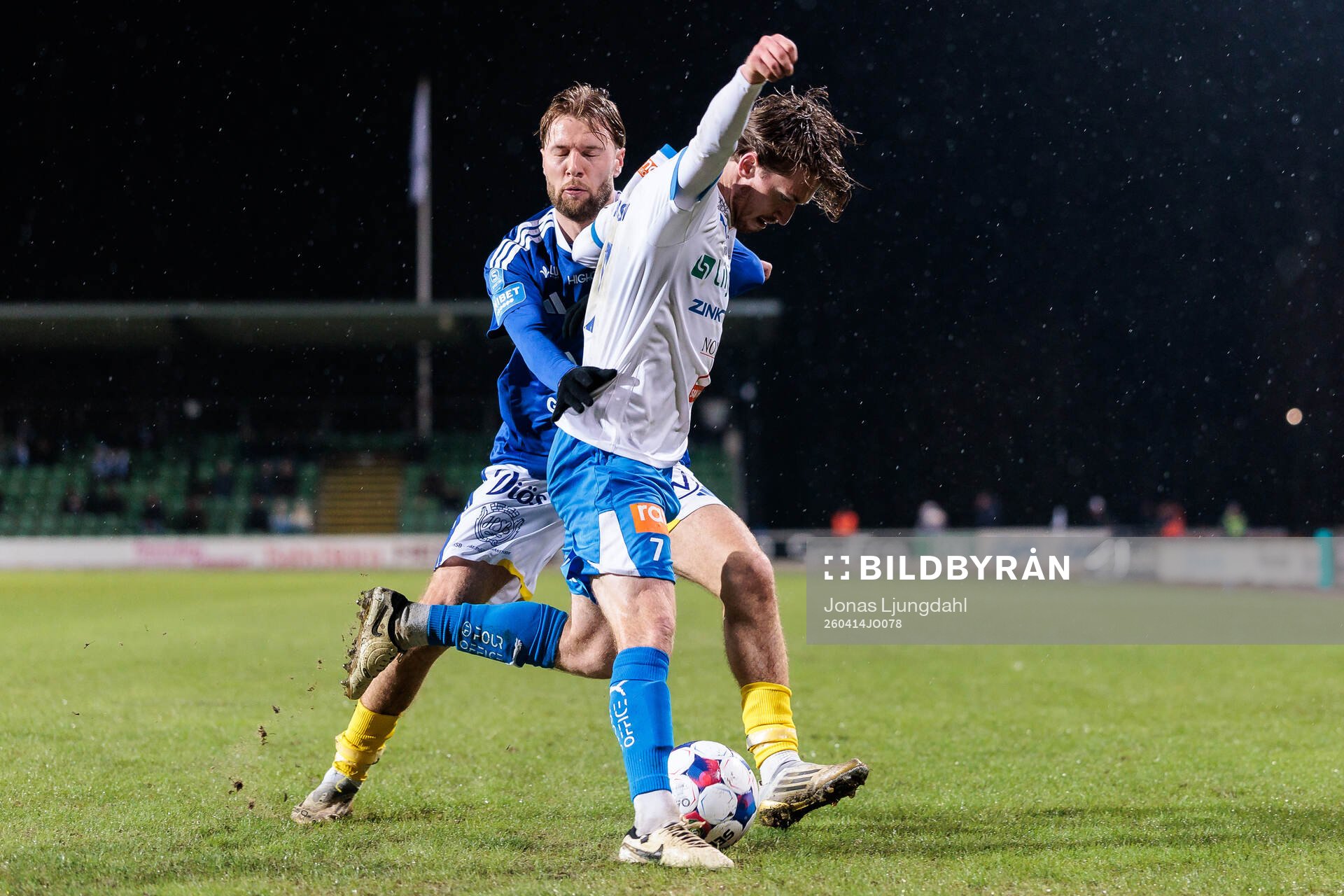 GIF Sundsvalls Samuel Tammivuori och IFK Värnamos Carl