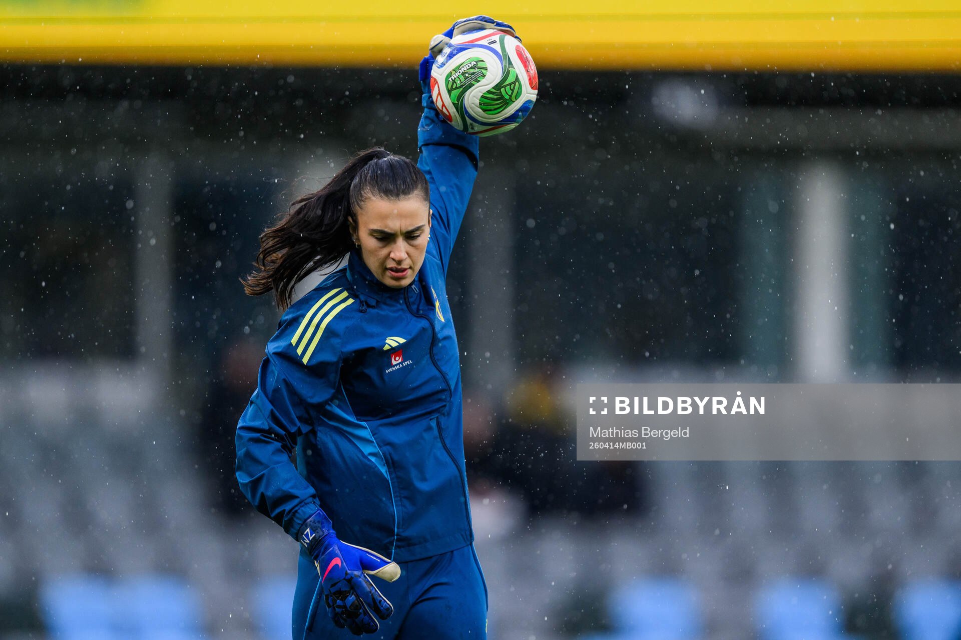 goalkeeper Zecira Musovic of Sweden