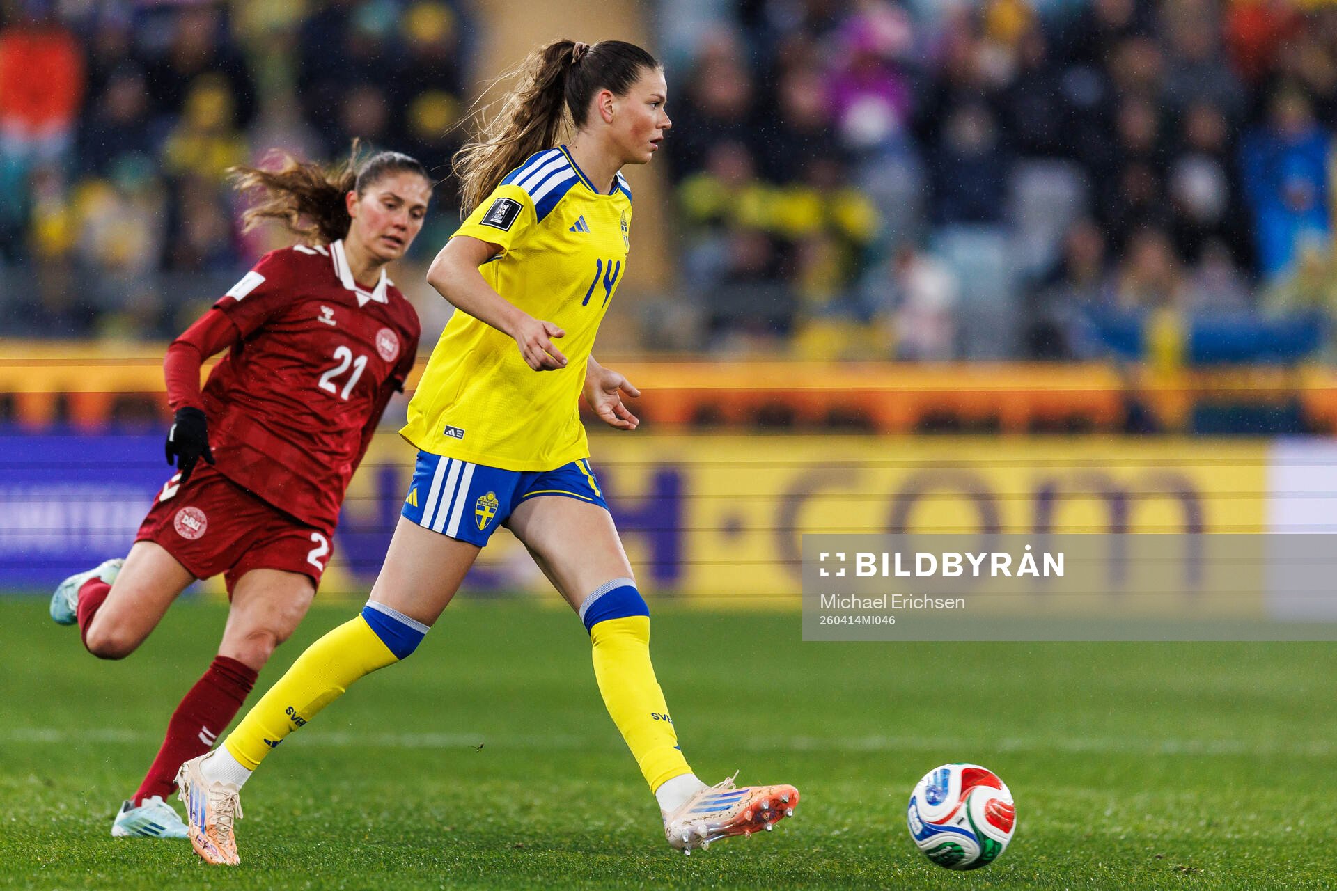 Mille Gejl Jensen of Denmark and Bella Andersson of Sweden