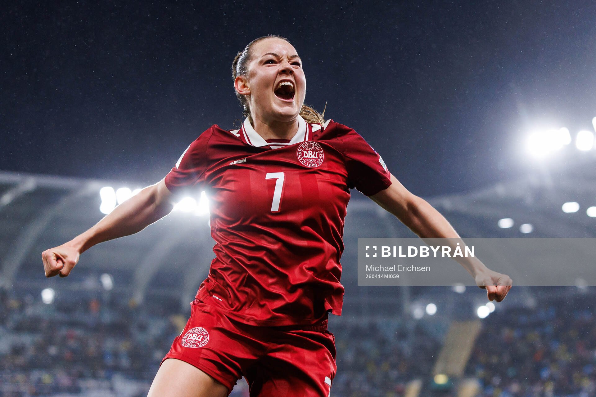 Janni Thomsen of Denmark celebrates