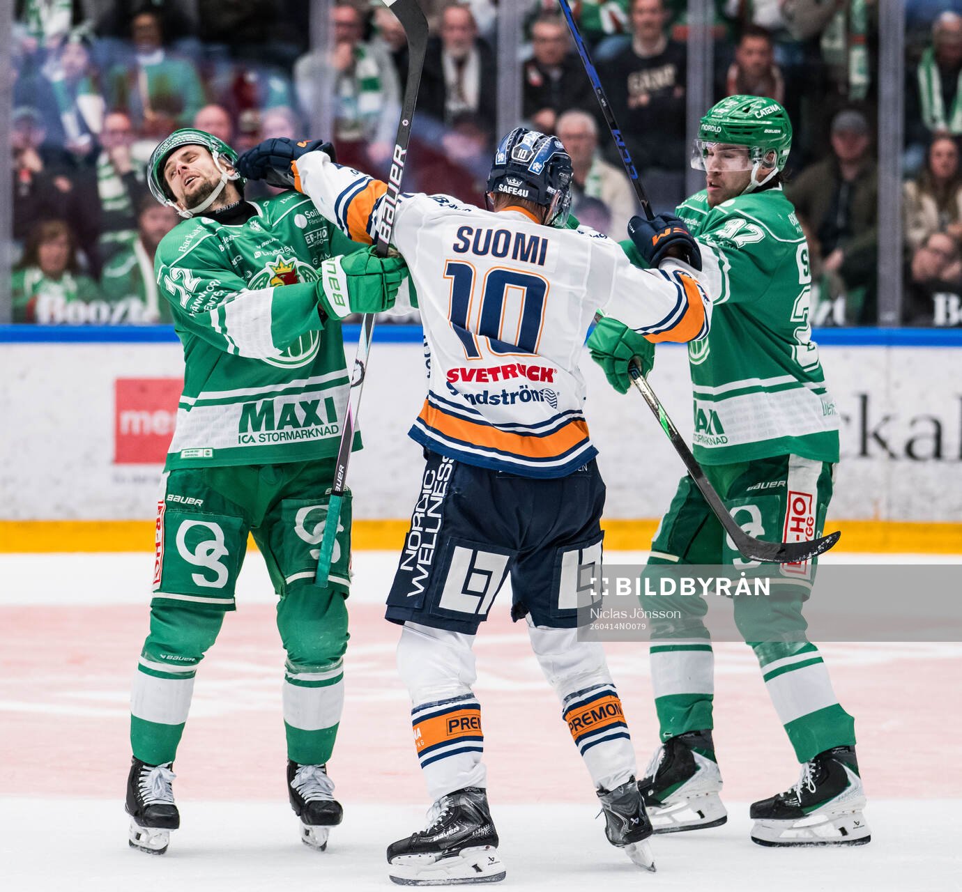 Rögles Daniel Zaar och Växjös Eemeli Suomi och Rögles