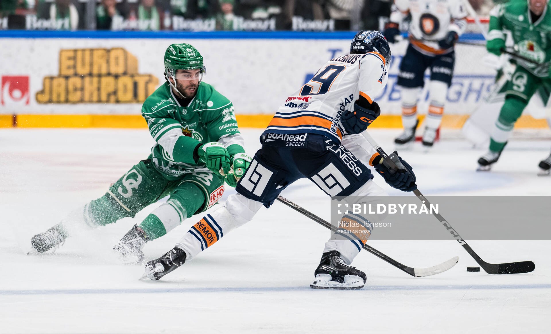 Rögles Josh Dickinson och Växjös Leo Sahlin Wallenius