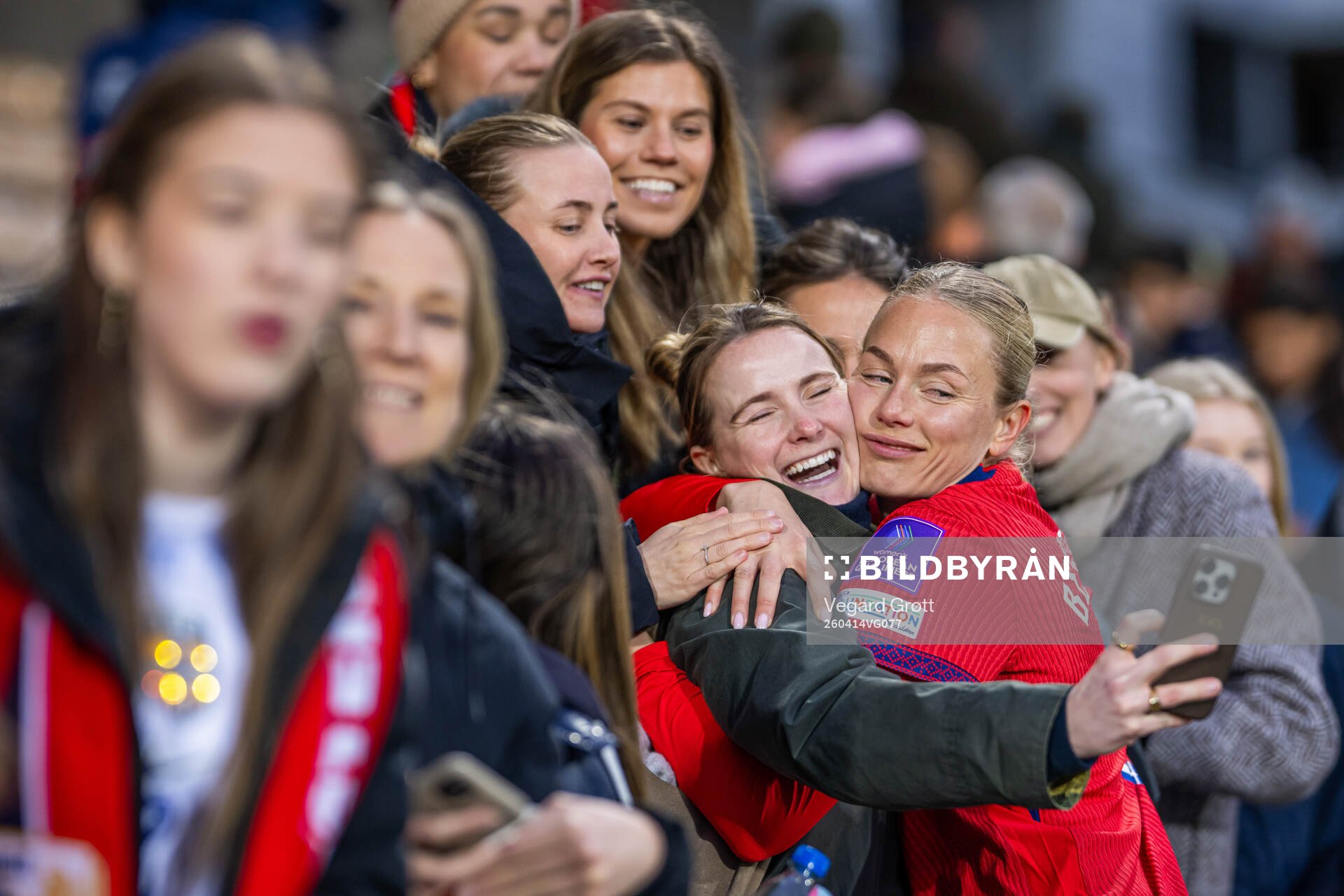 Guro Bergsvand of Norway with friends