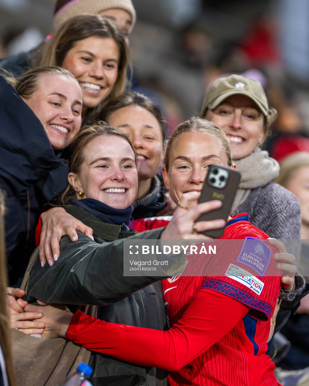 Guro Bergsvand of Norway with friends
