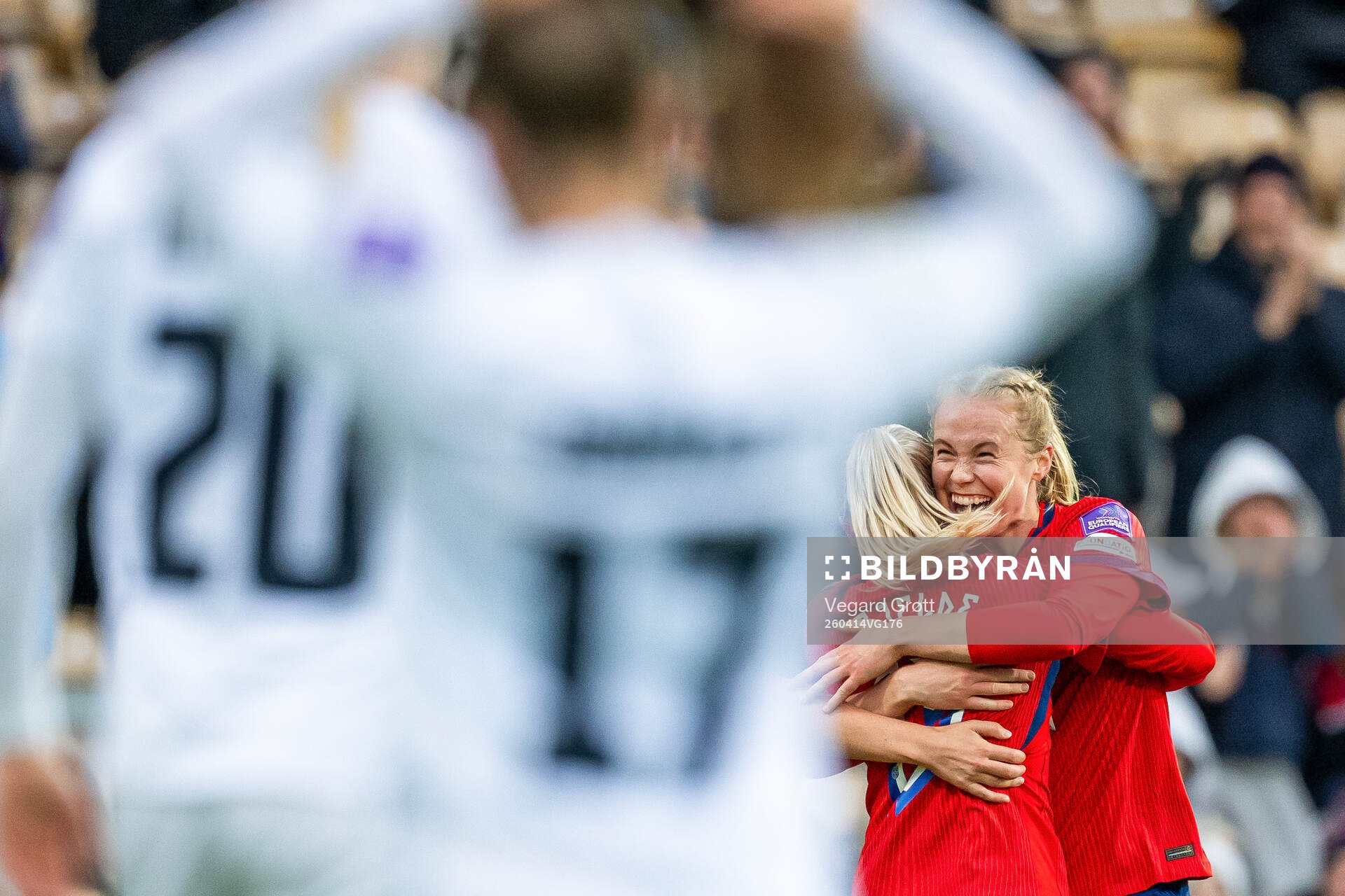 Julie Blakstad of Norway celebrates with teammate Thea
