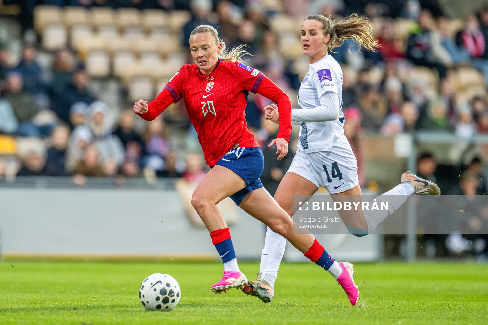 Synne Sofie Kinden Jensen of Norway and Tinkara Testen of