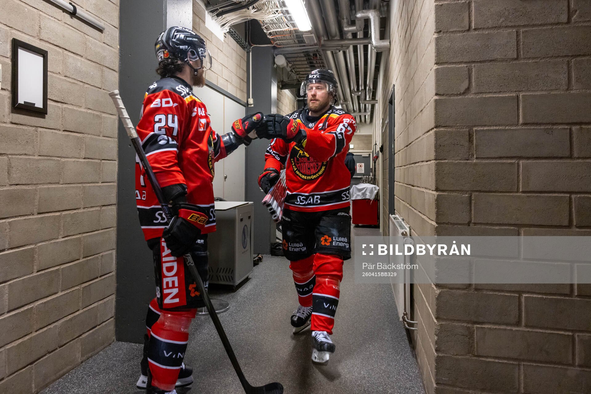 Luleås Brendan Shinnimin och Linus Omark