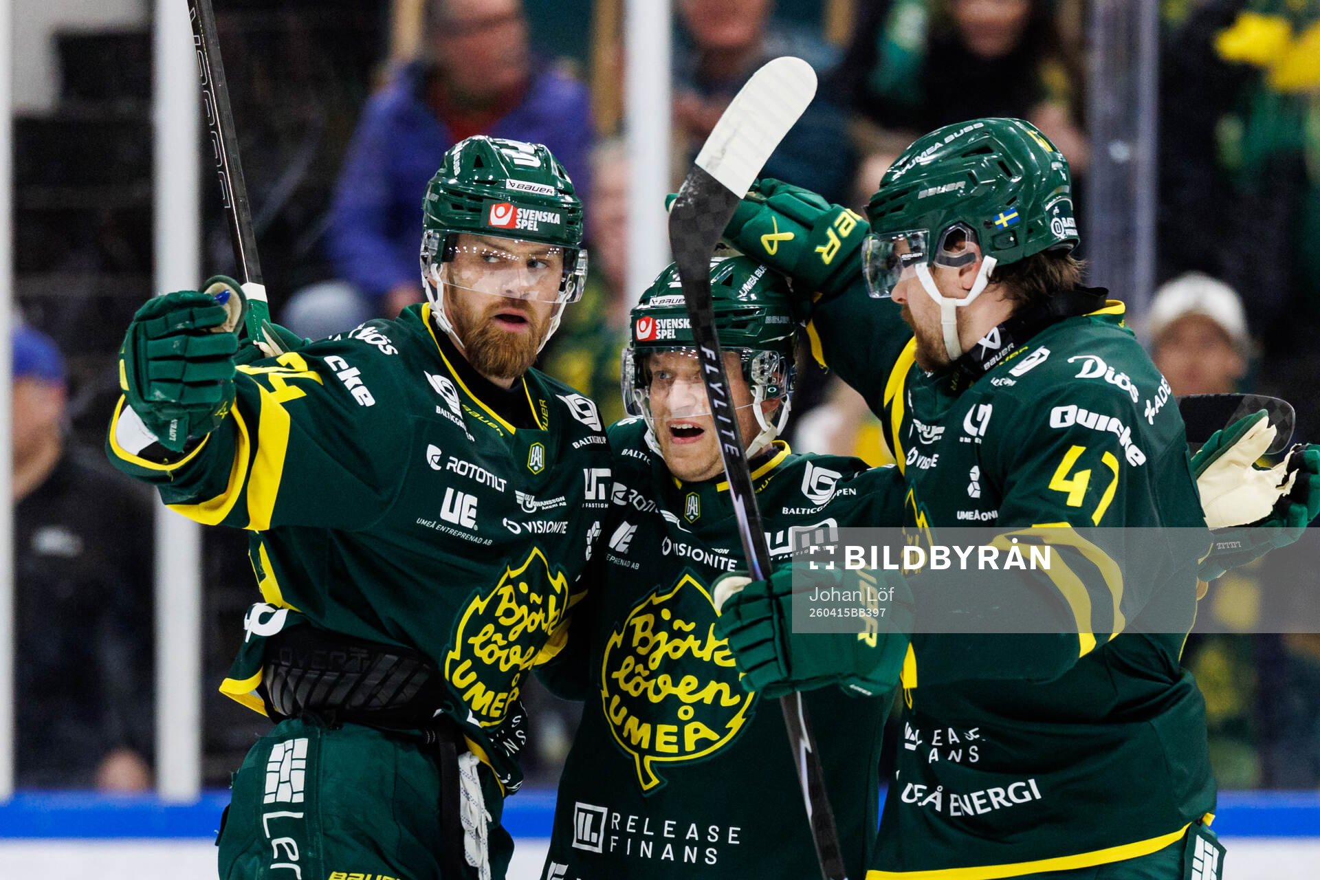 Björklövens Daniel Brodin jublar