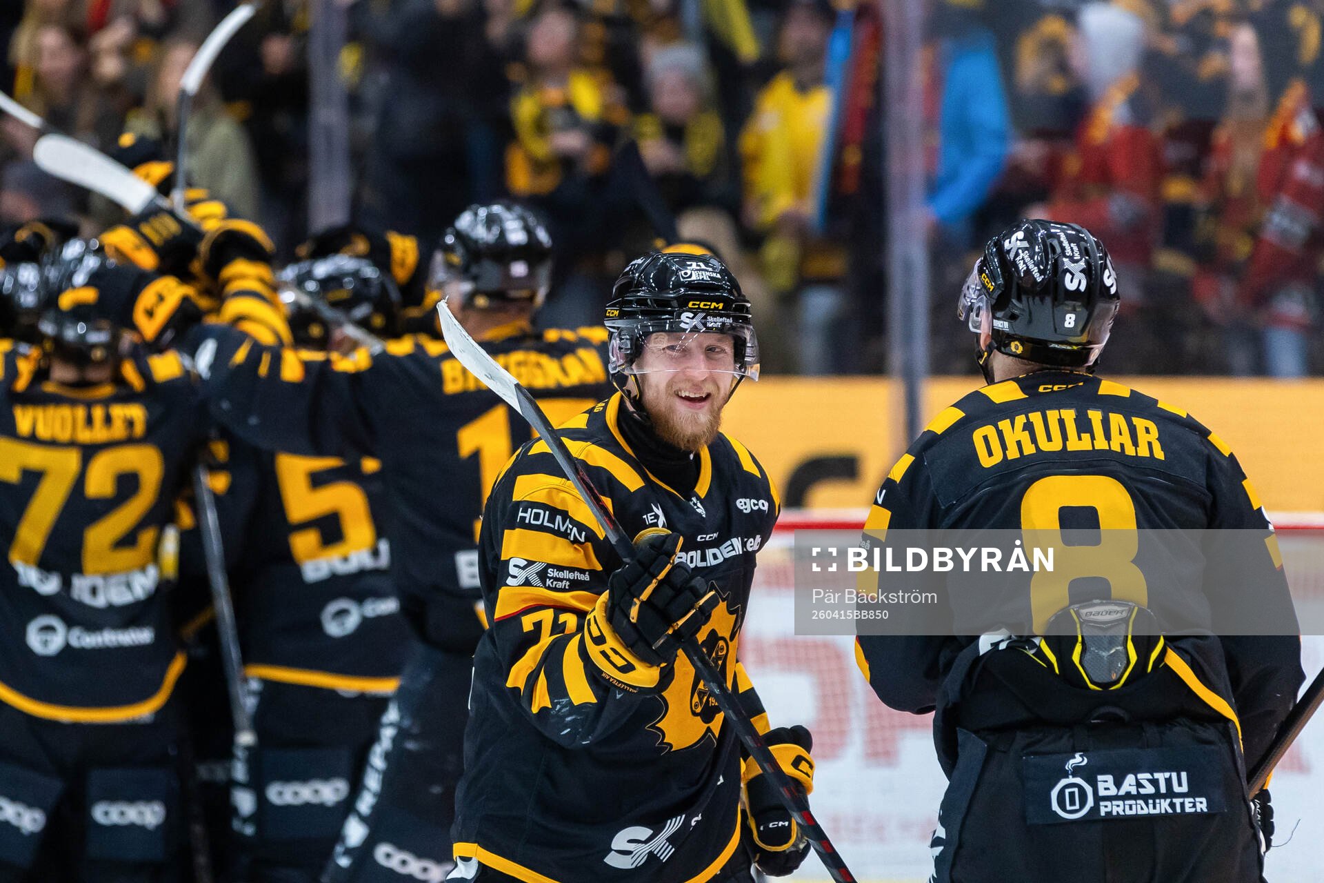 Skellefteås Jonathan Davidsson jublar