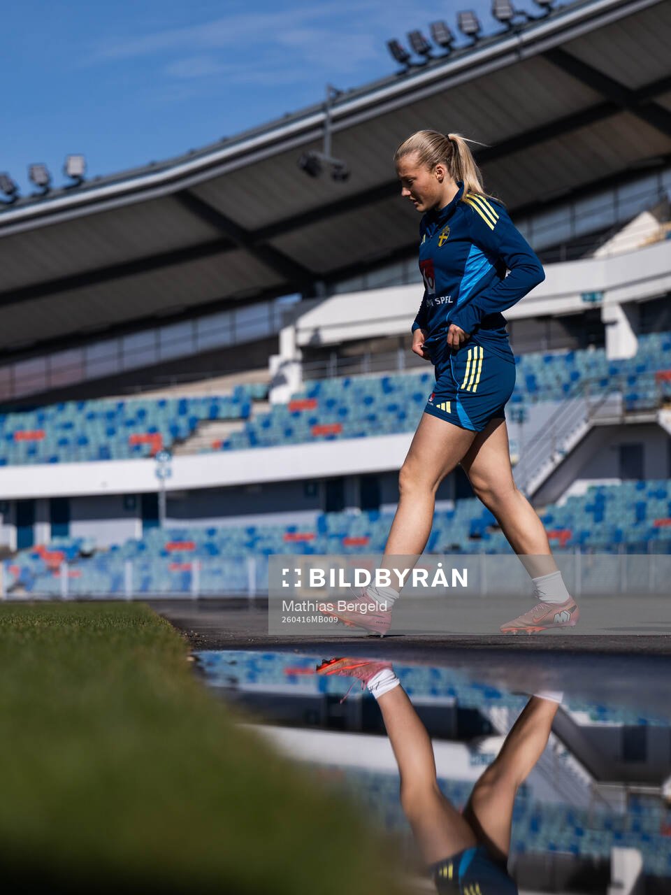 Smilla Holmberg of the Swedish women's national football