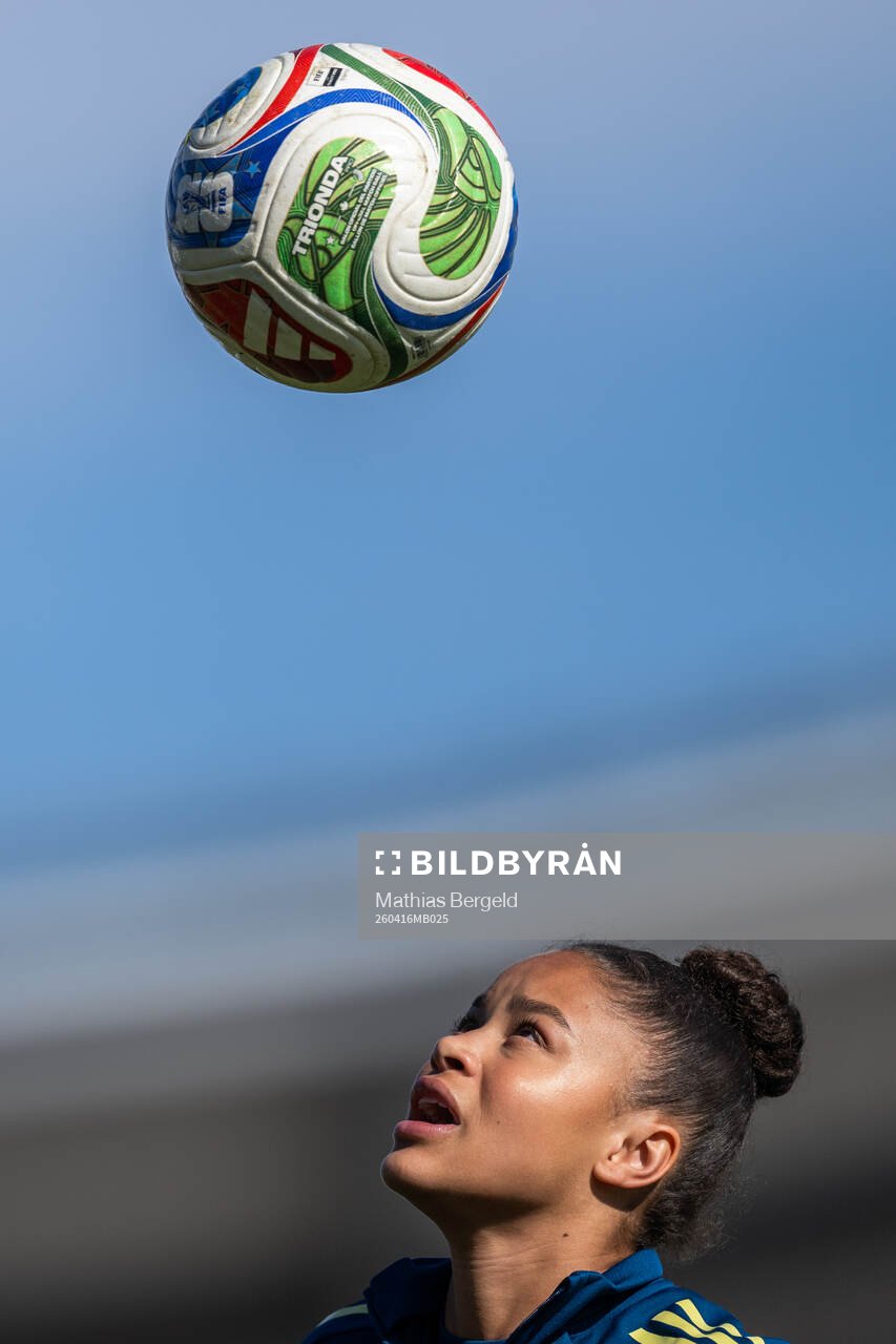 Felicia Schröder of the Swedish women's national football