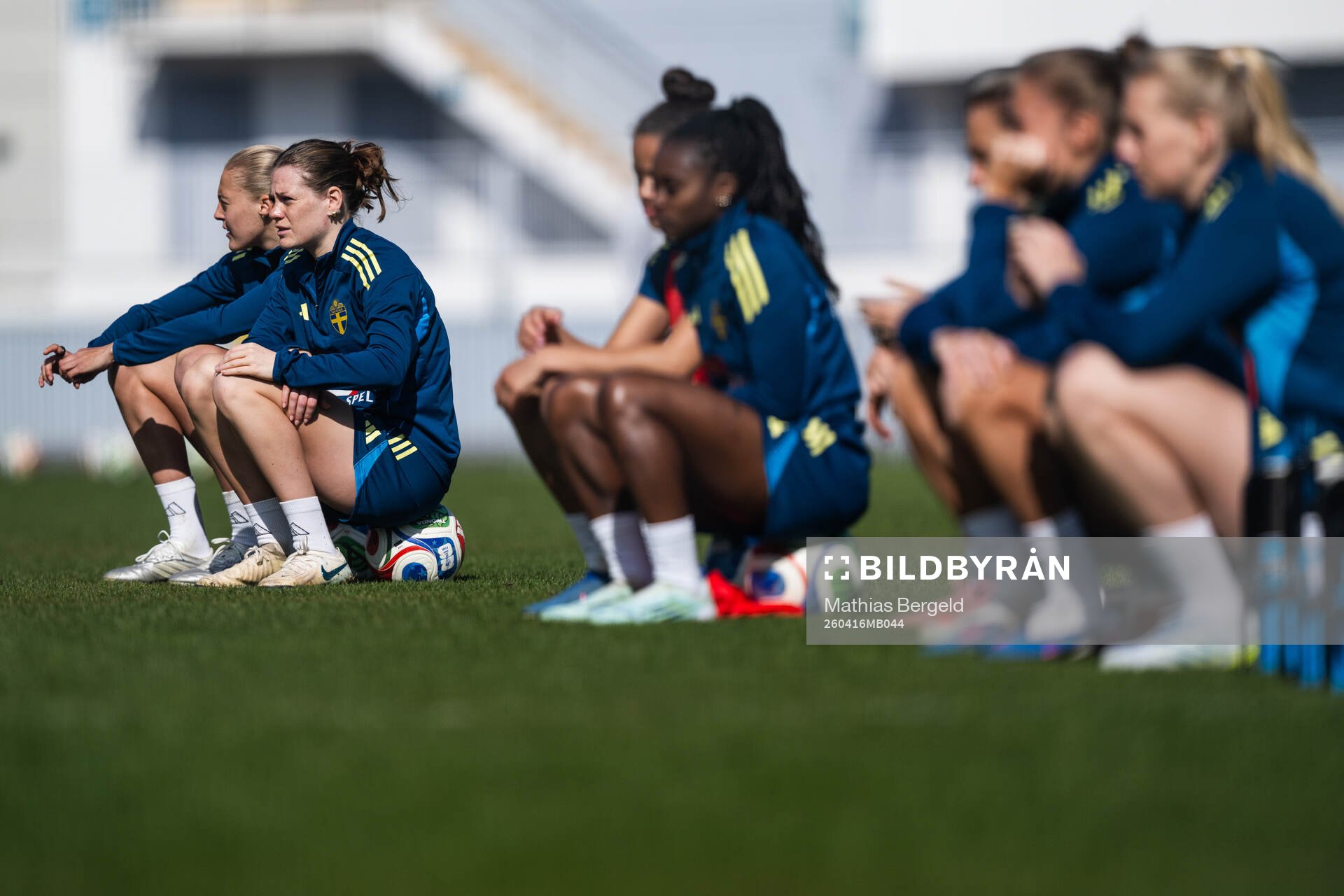 Elma Junttila Nelhage and Sofia Reidy of the Swedish