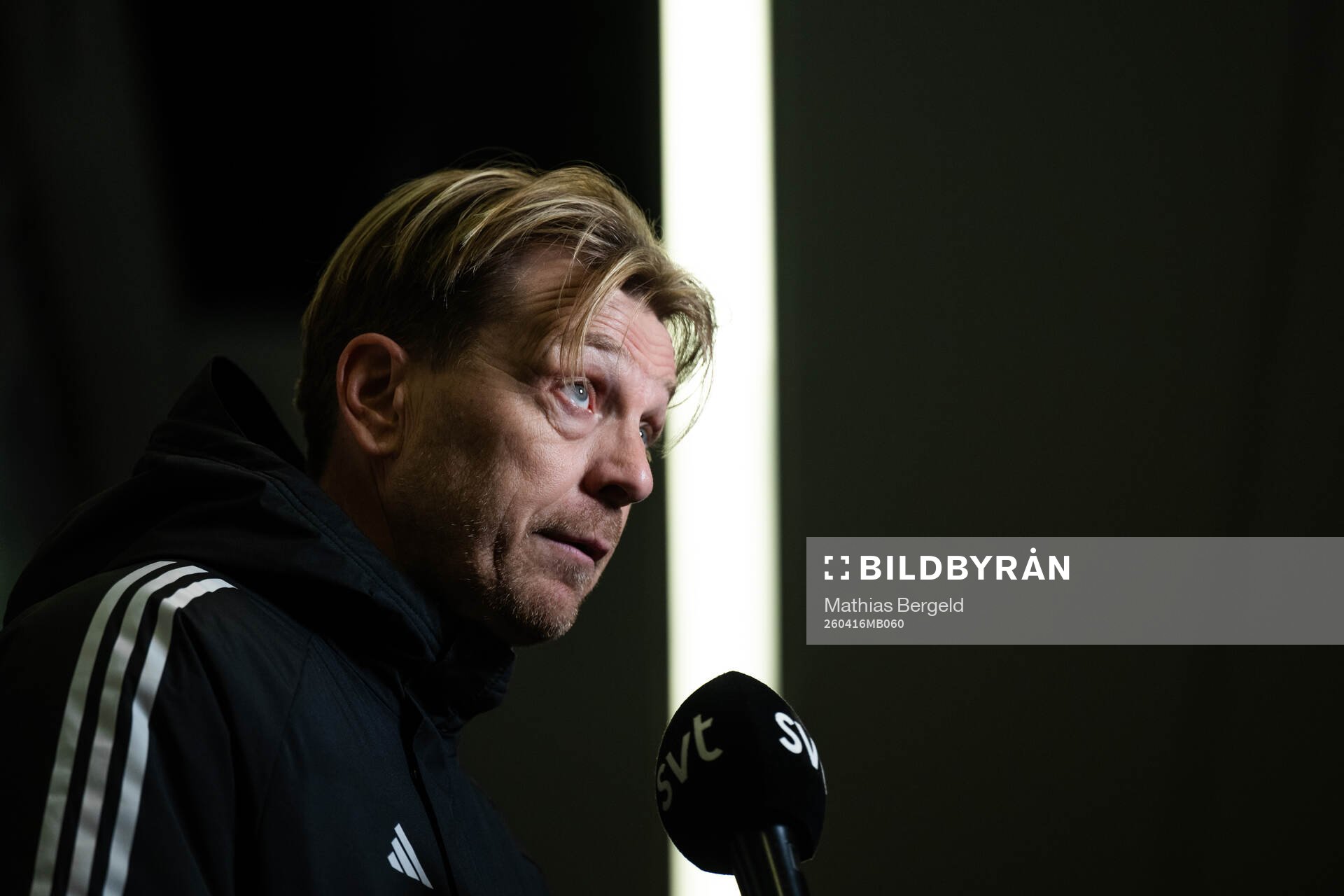 Head coach Tony Gustavsson of Sweden of the Swedish women's