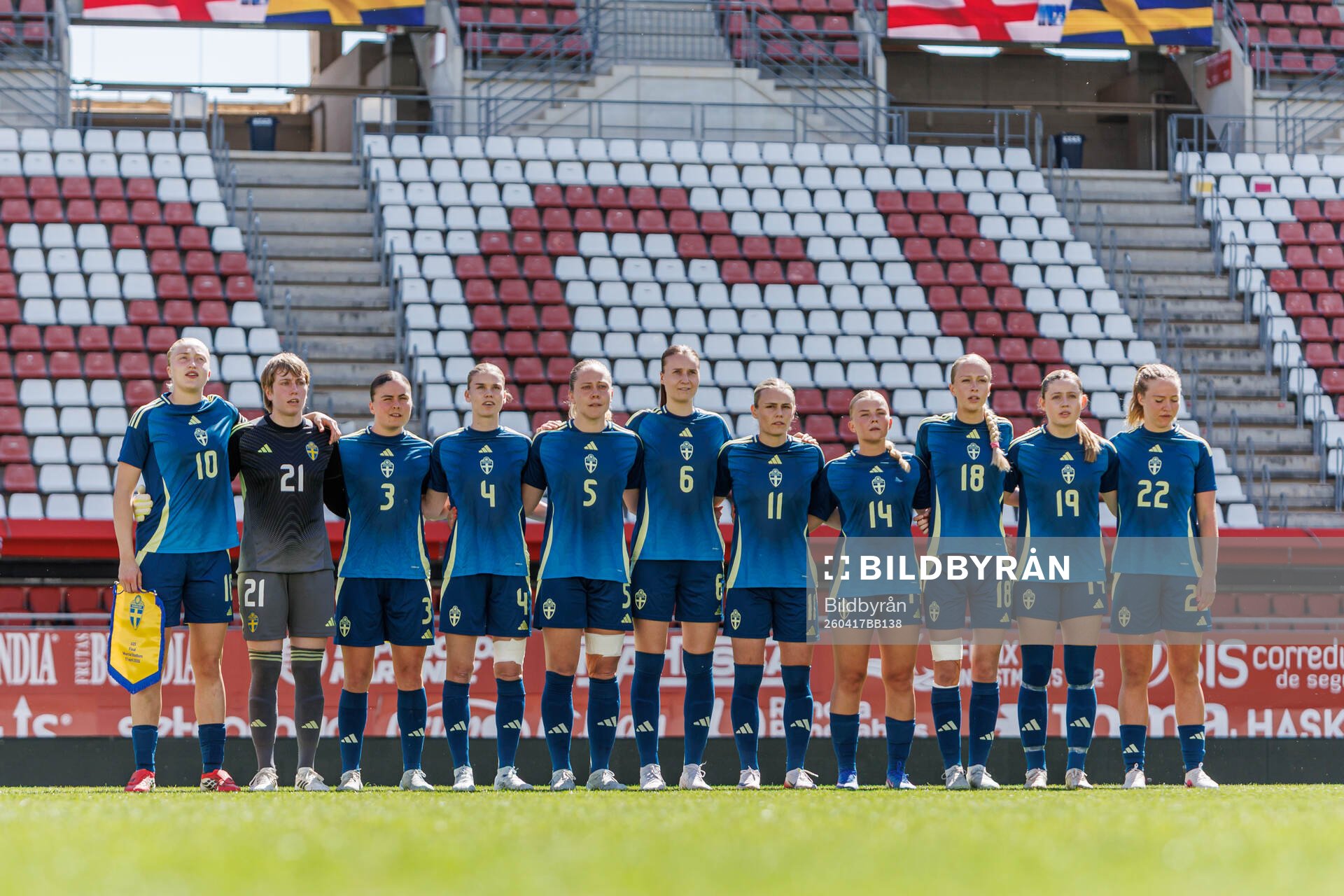 Wilma Leidhammar, goalkeeper Moa Edrud, Hanna Wijk, My
