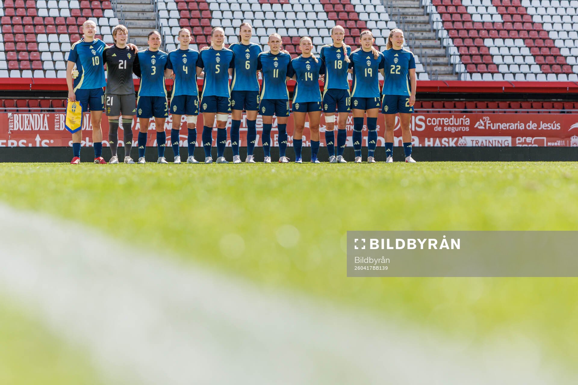 Wilma Leidhammar, goalkeeper Moa Edrud, Hanna Wijk, My
