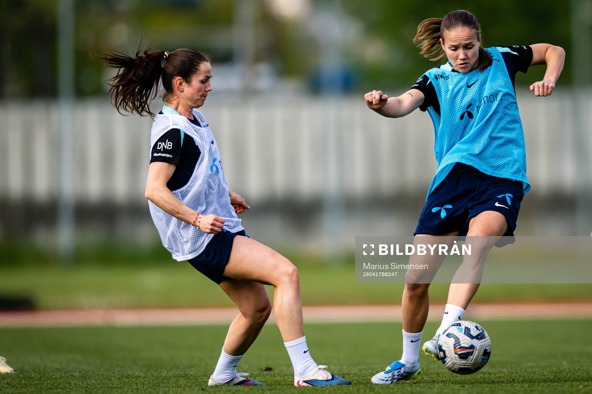 Tuva Hansen and Guro Reiten of the Norwegian women’s