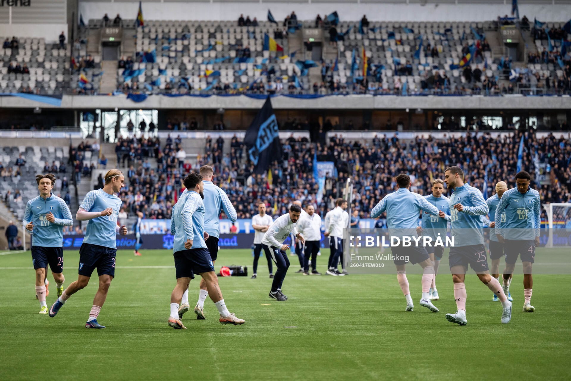 Malmö FFs spelare värmer upp