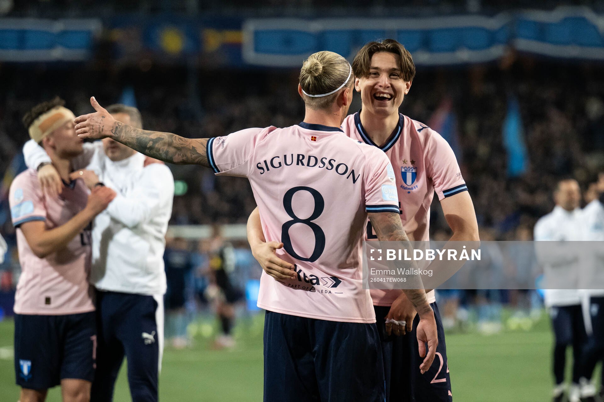 Malmö FFs Arnor Sigurdsson och Oscar Sjöstrand jublar
