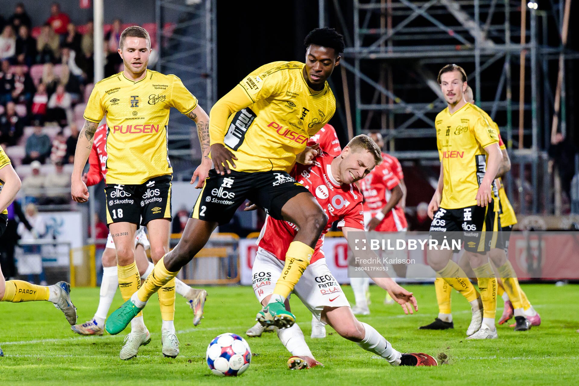 Elfsborgs Rufai Mohammed och Degerfors Ludvig Fritzson