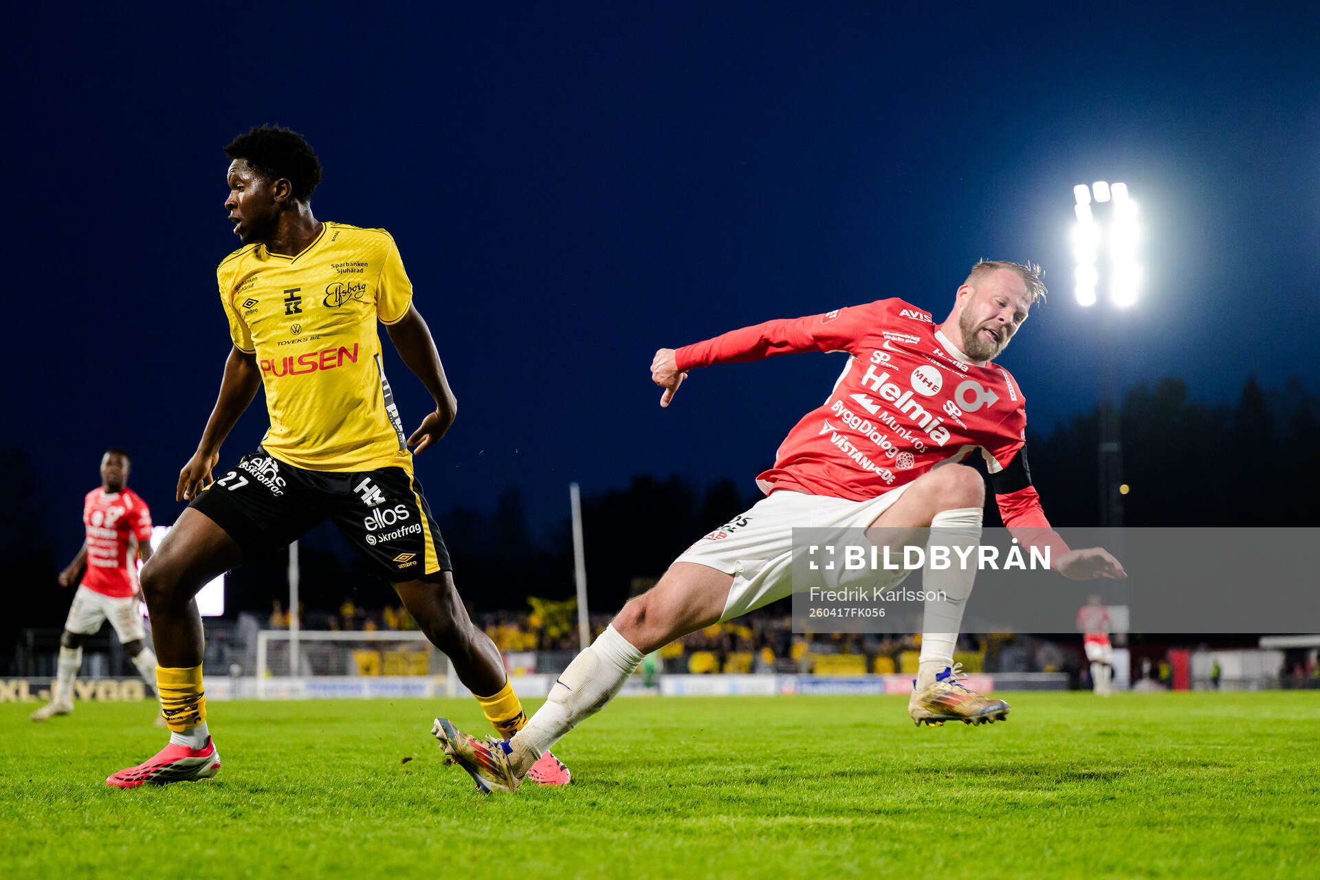 Elfsborgs Ozor Victor Okeke och Degerfors Daniel Sundgren