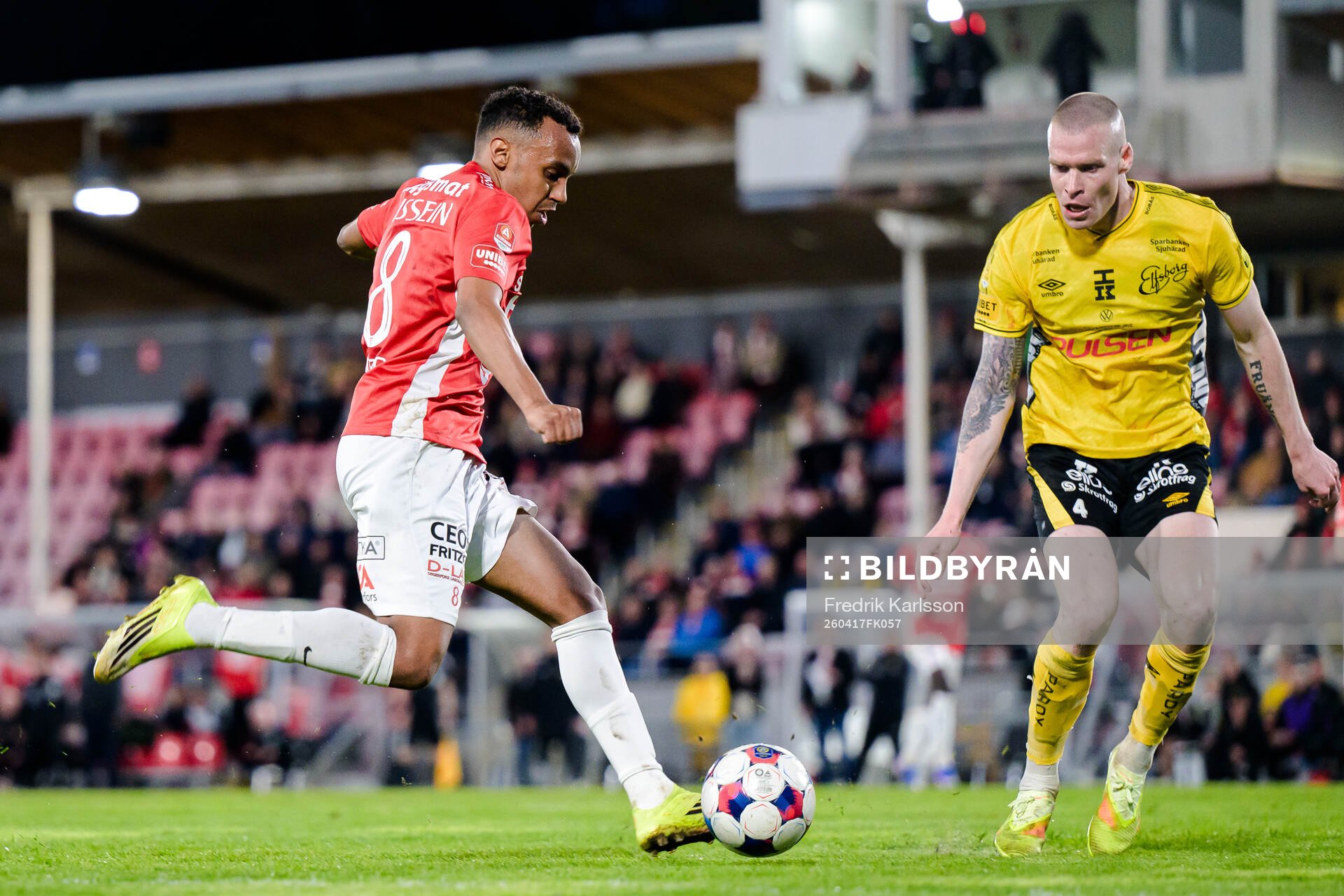 Degerfors Bilal Hussein och Elfsborgs Thomas Isherwood