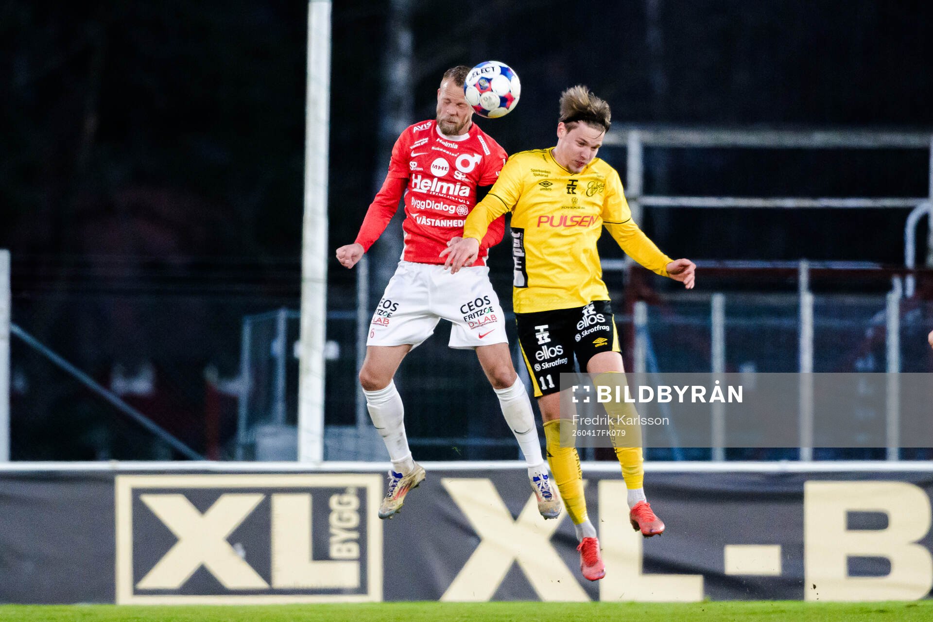 Degerfors Daniel Sundgren  och Elfsborgs Taylor Silverholt